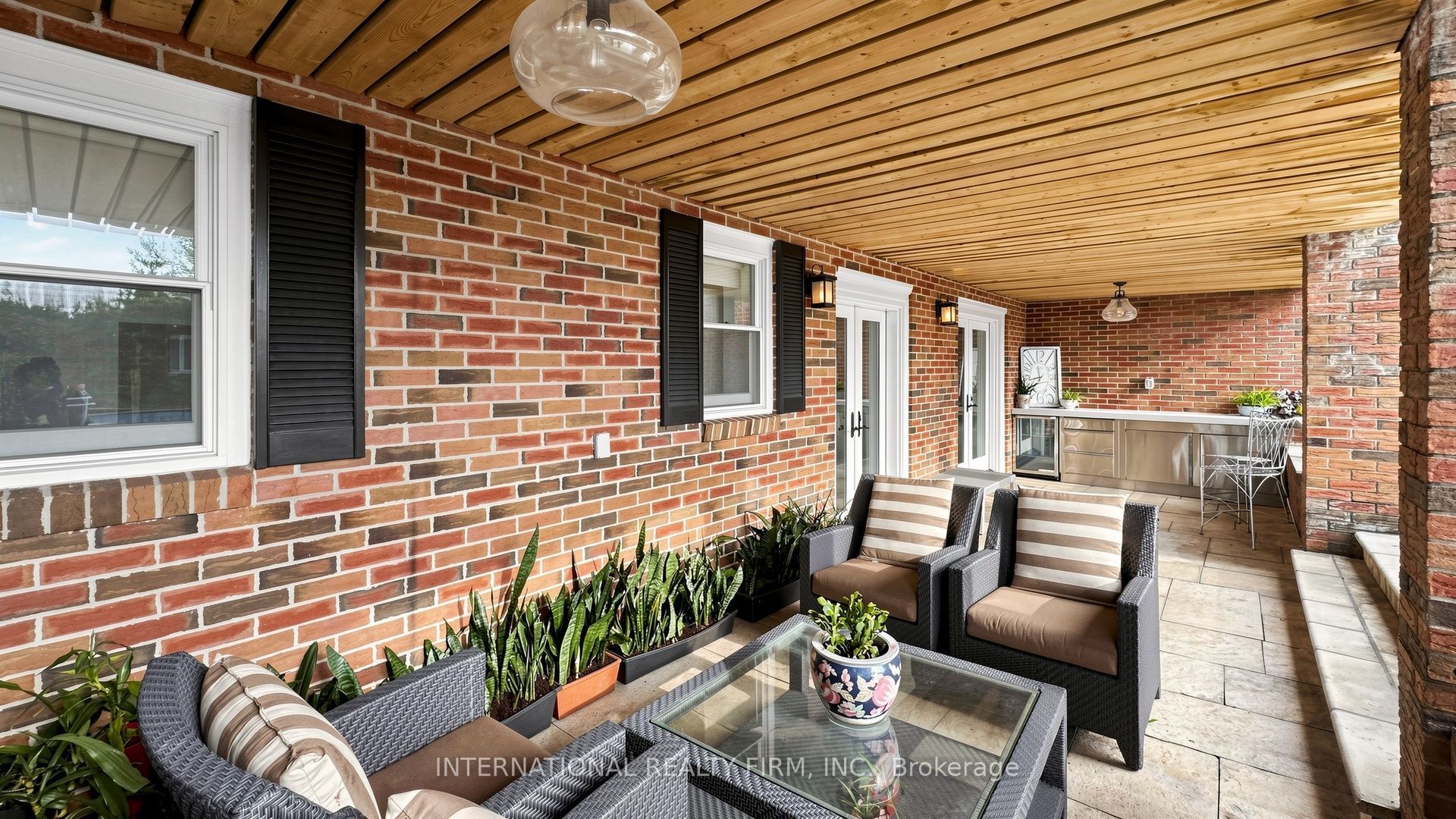 6 Penwood Crescent Property Photo 34