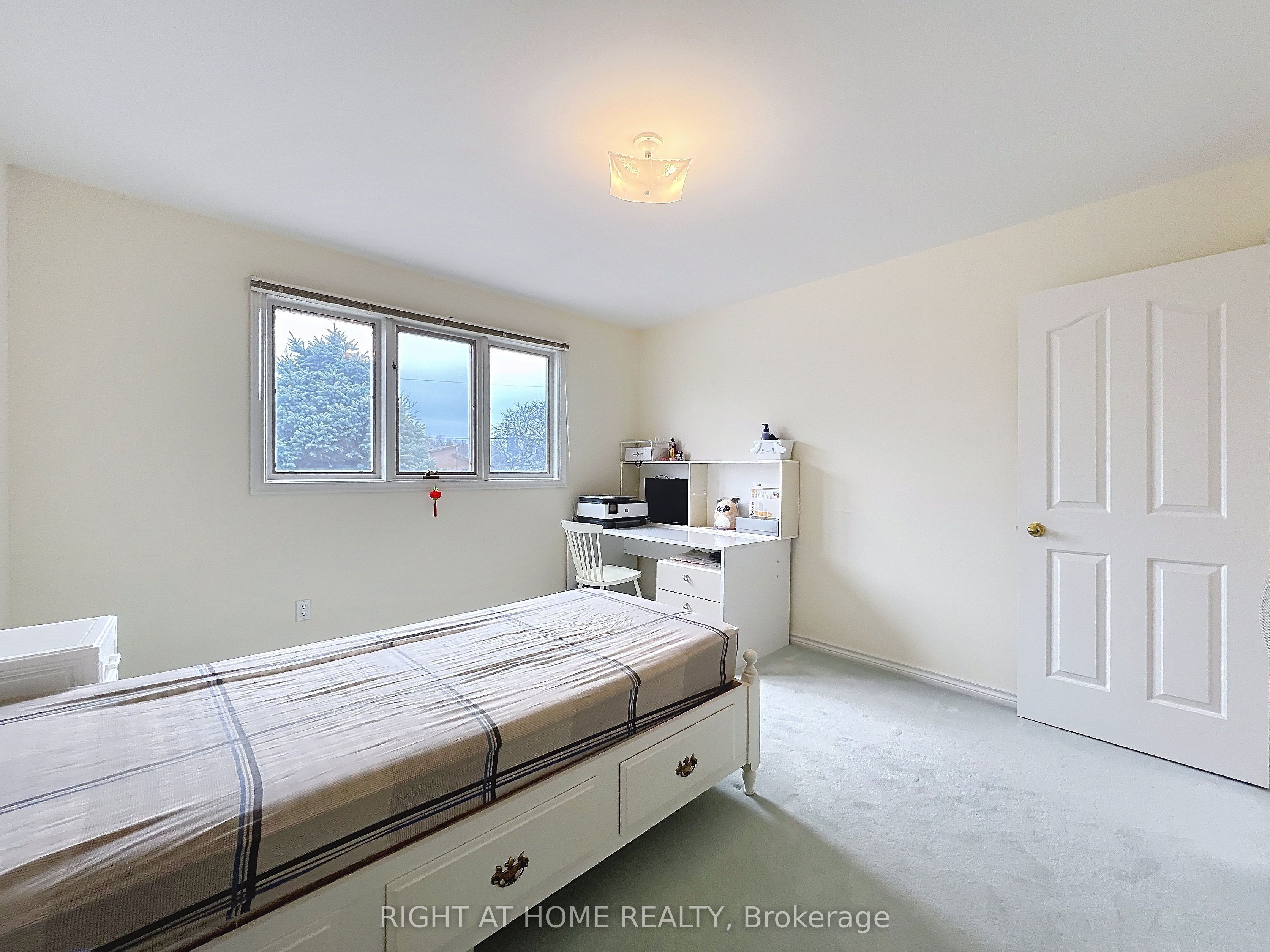 150 Holmes Avenue Property Photo 28