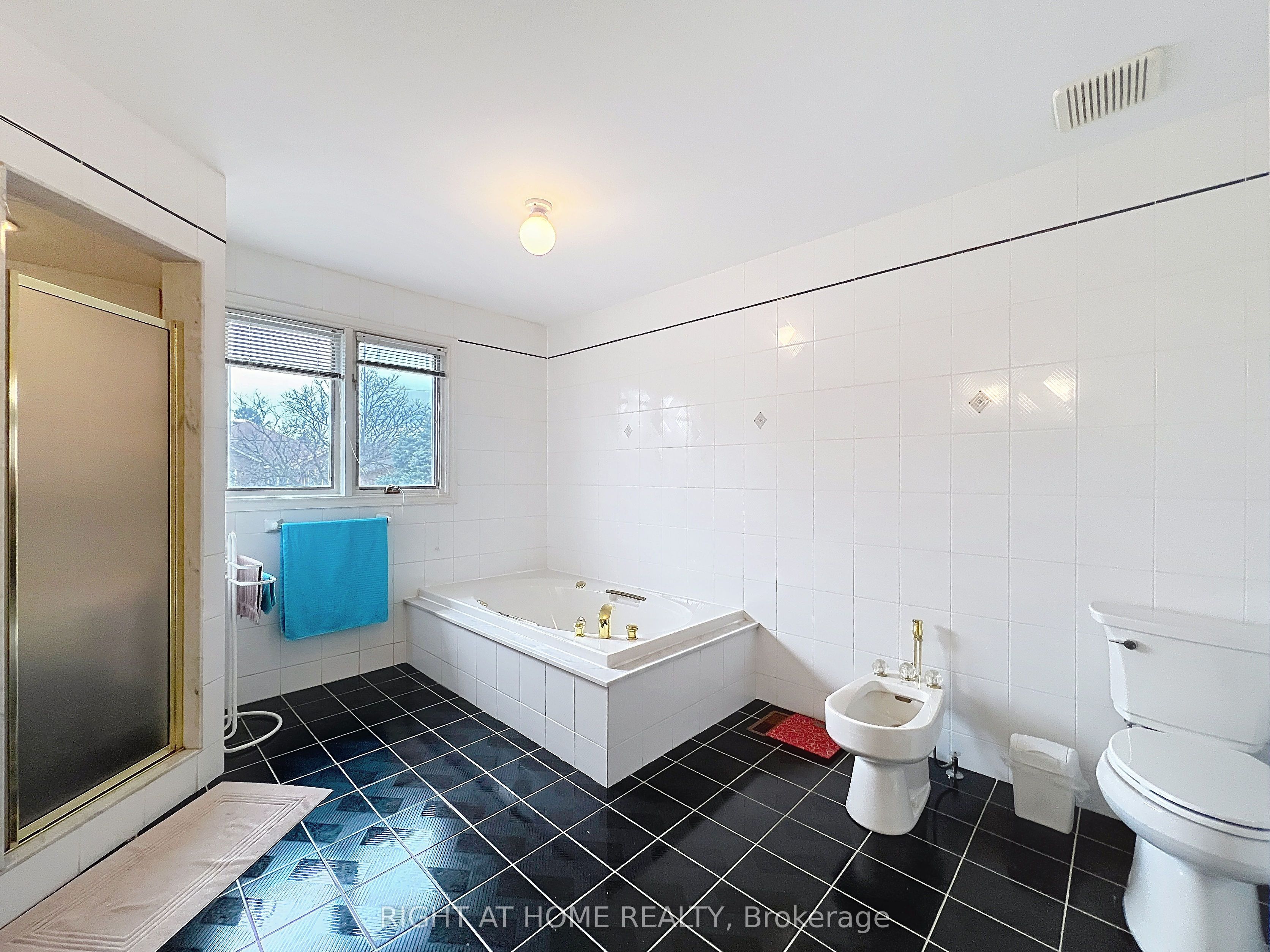 150 Holmes Avenue Property Photo 33