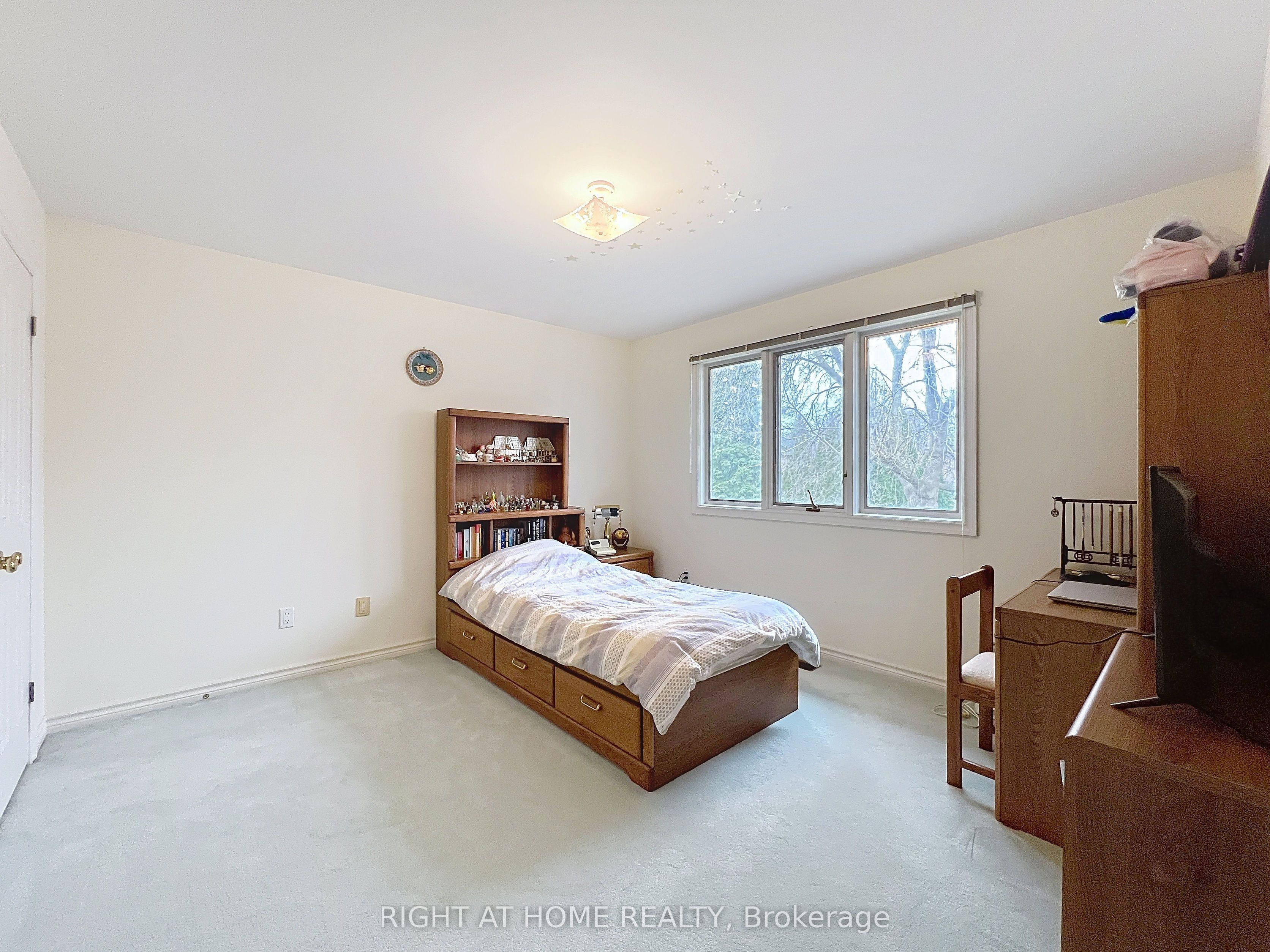 150 Holmes Avenue Property Photo 35