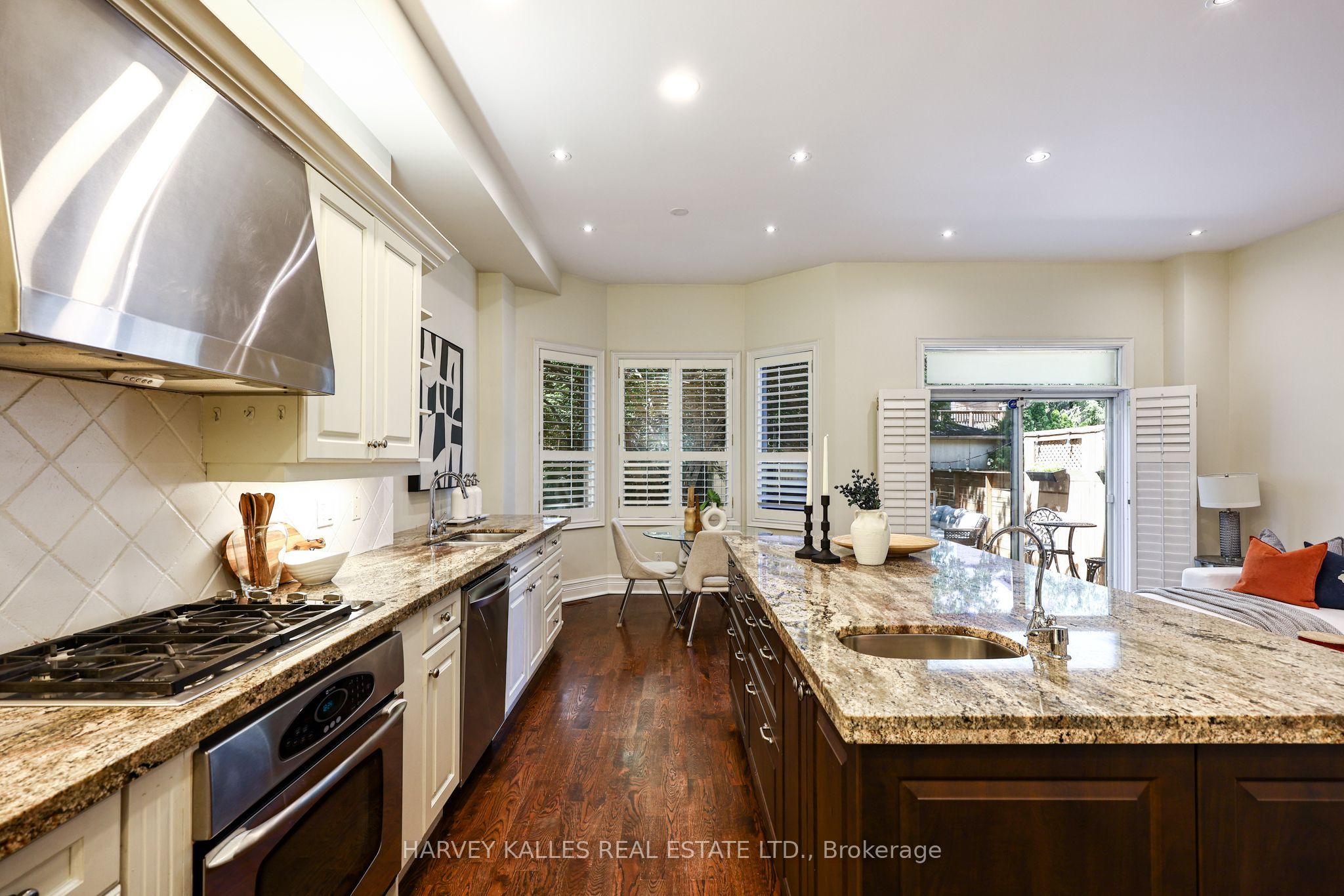 30 Walder Avenue Property Photo 16