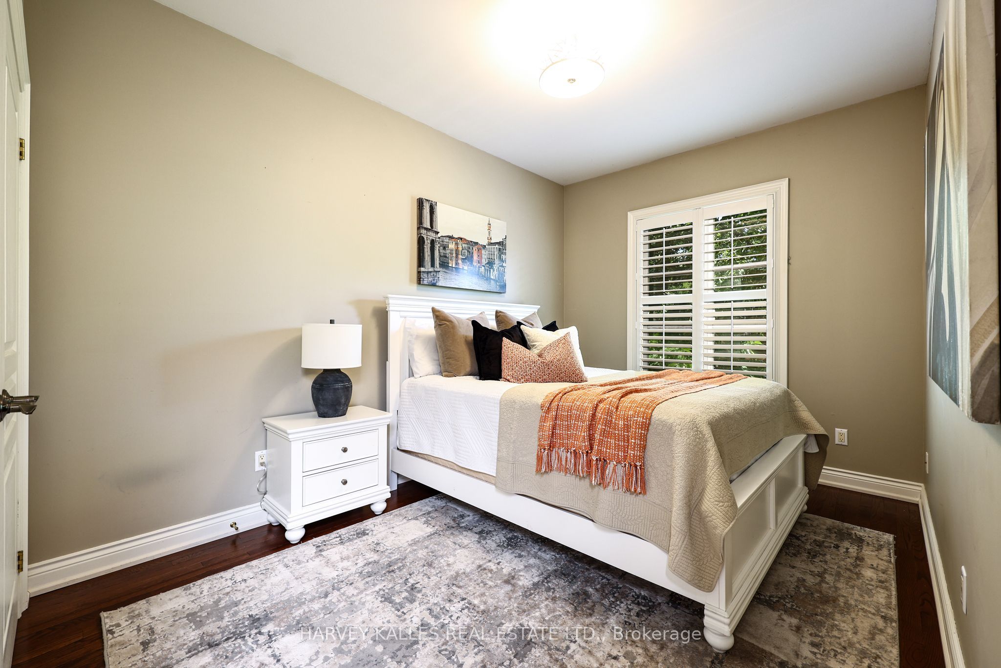 30 Walder Avenue Property Photo 33
