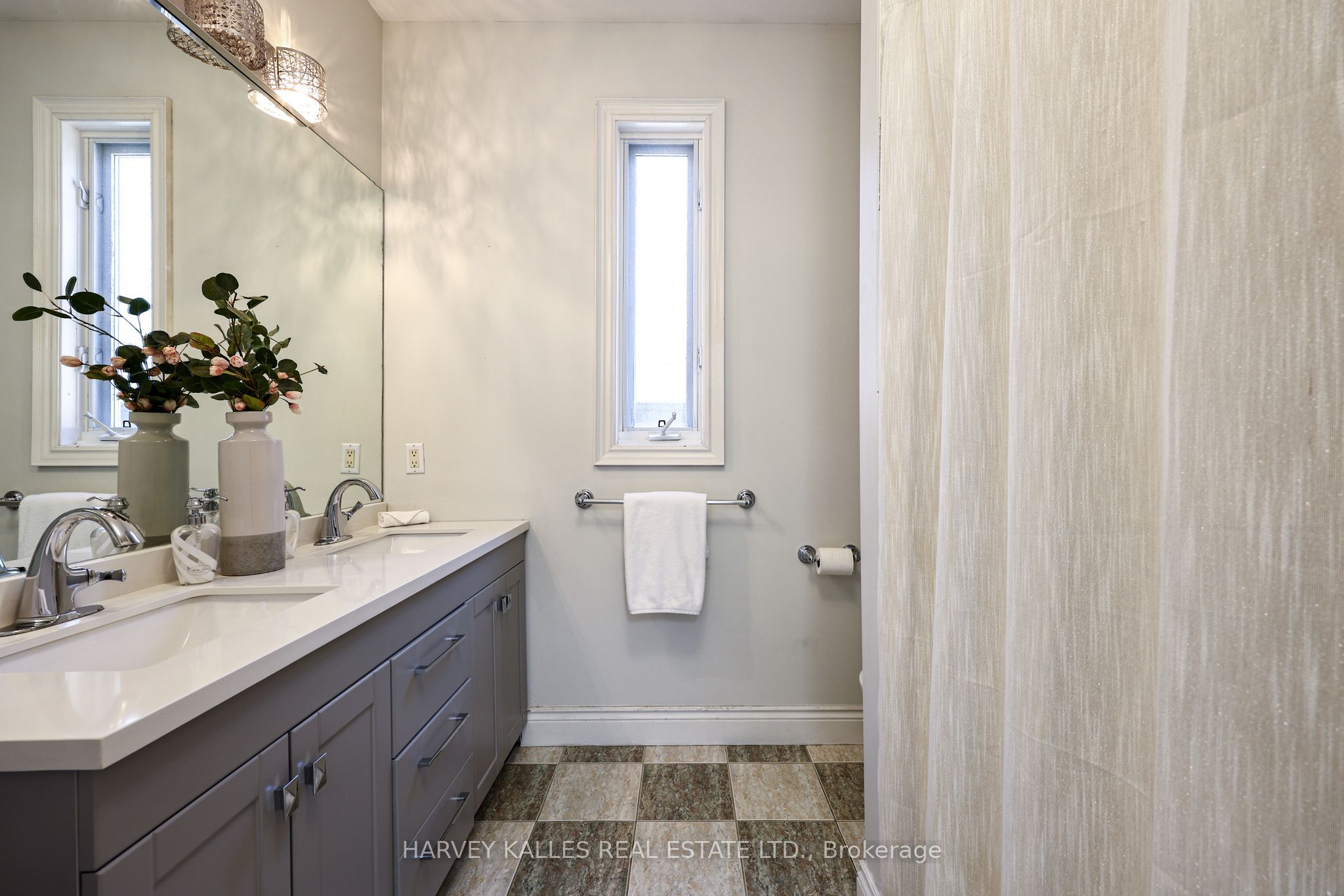 30 Walder Avenue Property Photo 35