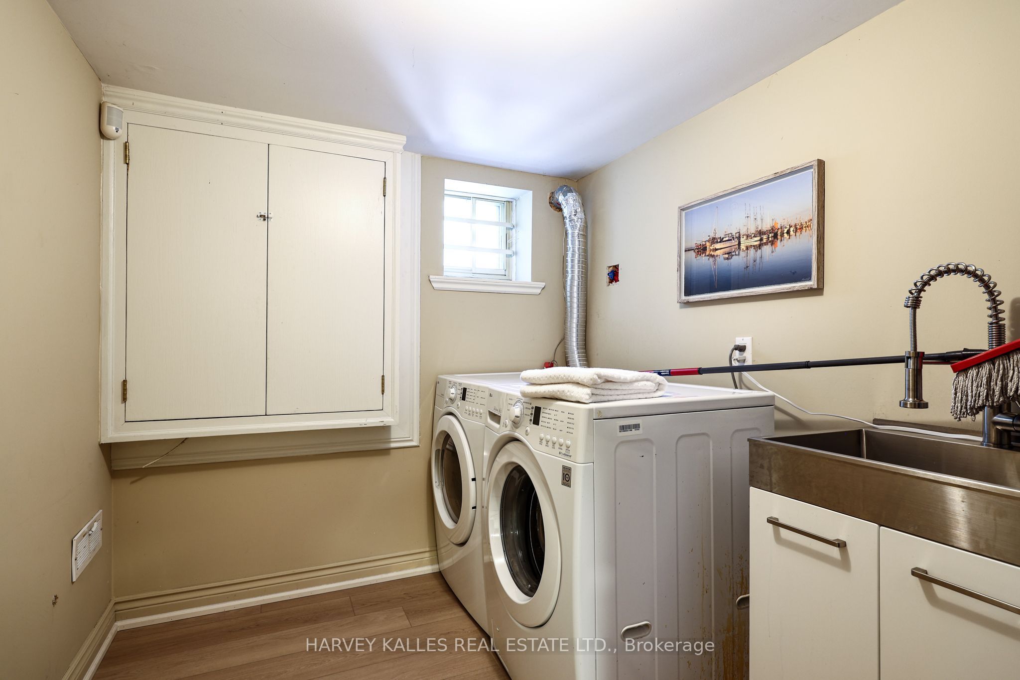 30 Walder Avenue Property Photo 43