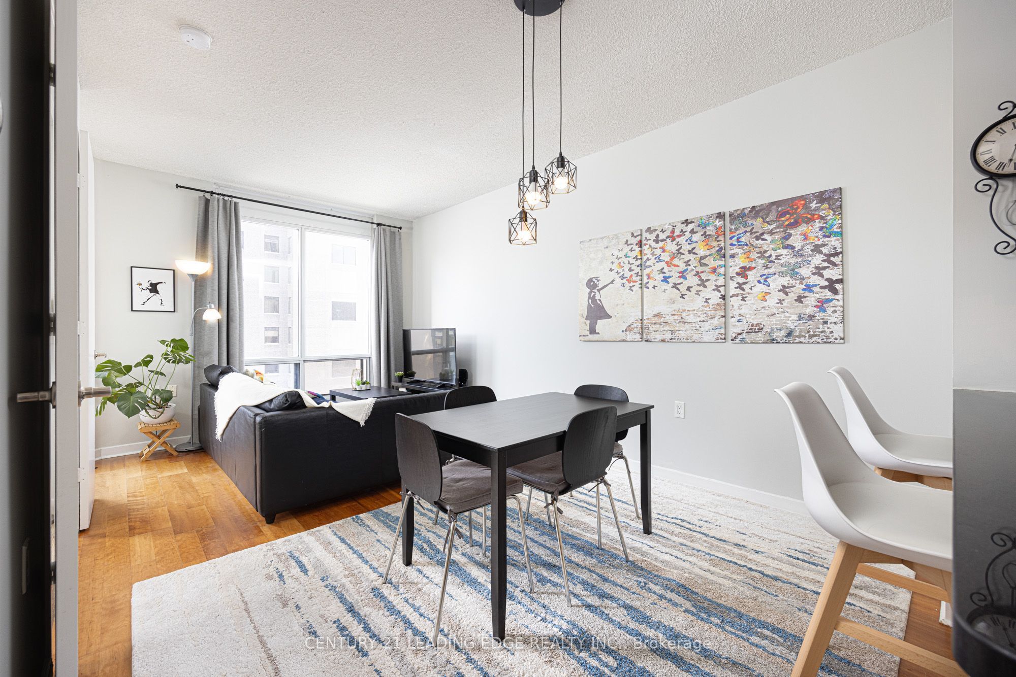 85 Bloor Street E 1413 Property Photo 4