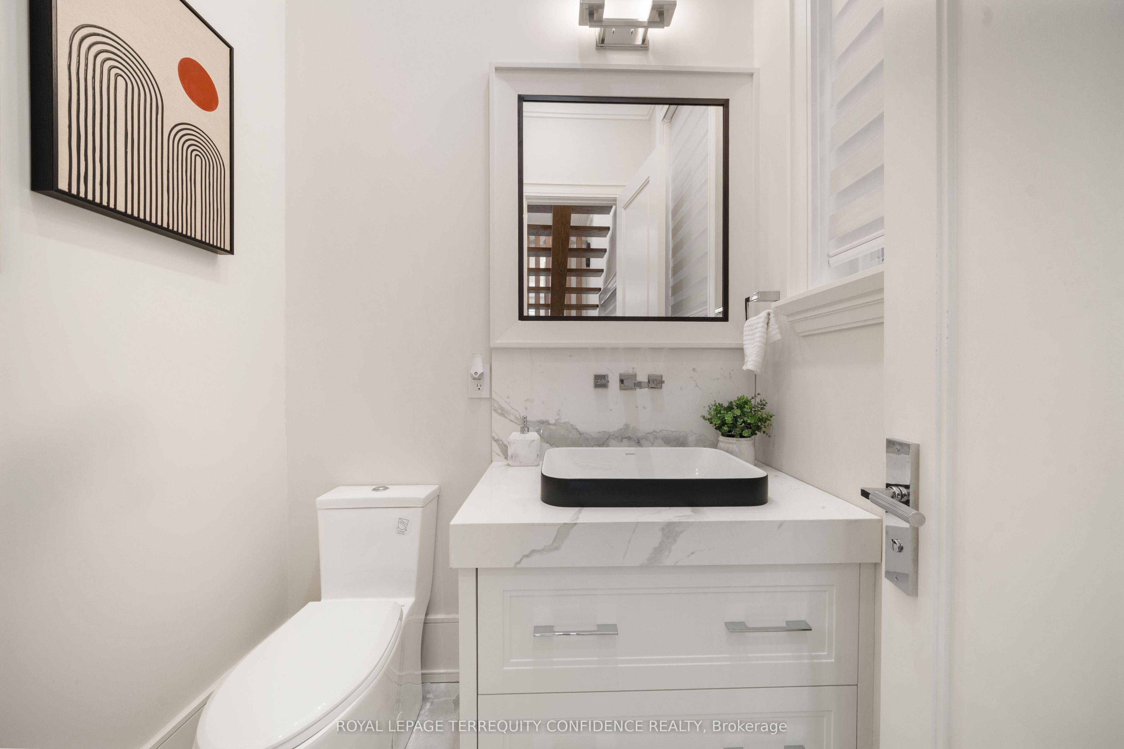 319b Horsham Avenue Property Photo 18