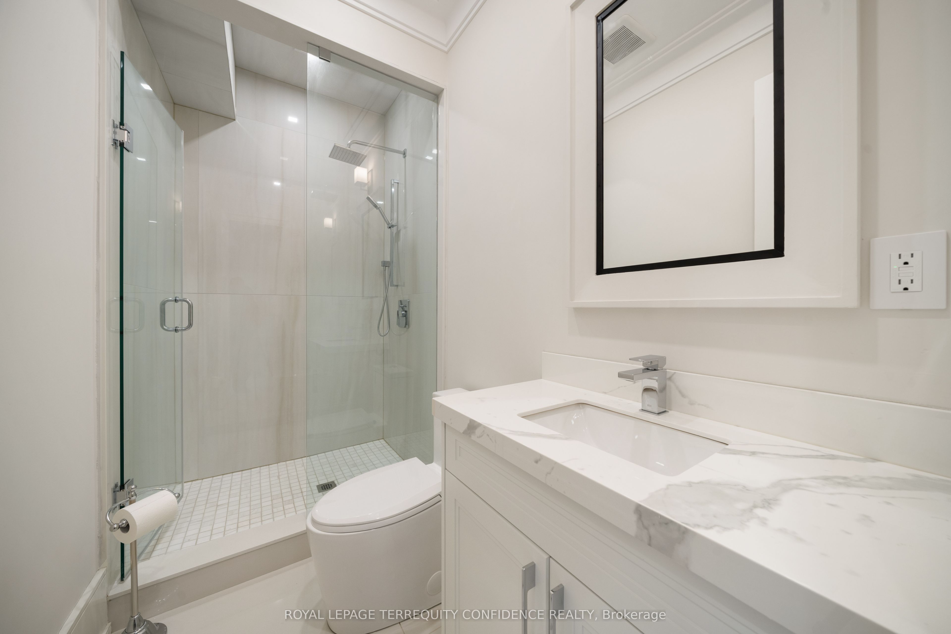 319b Horsham Avenue Property Photo 38