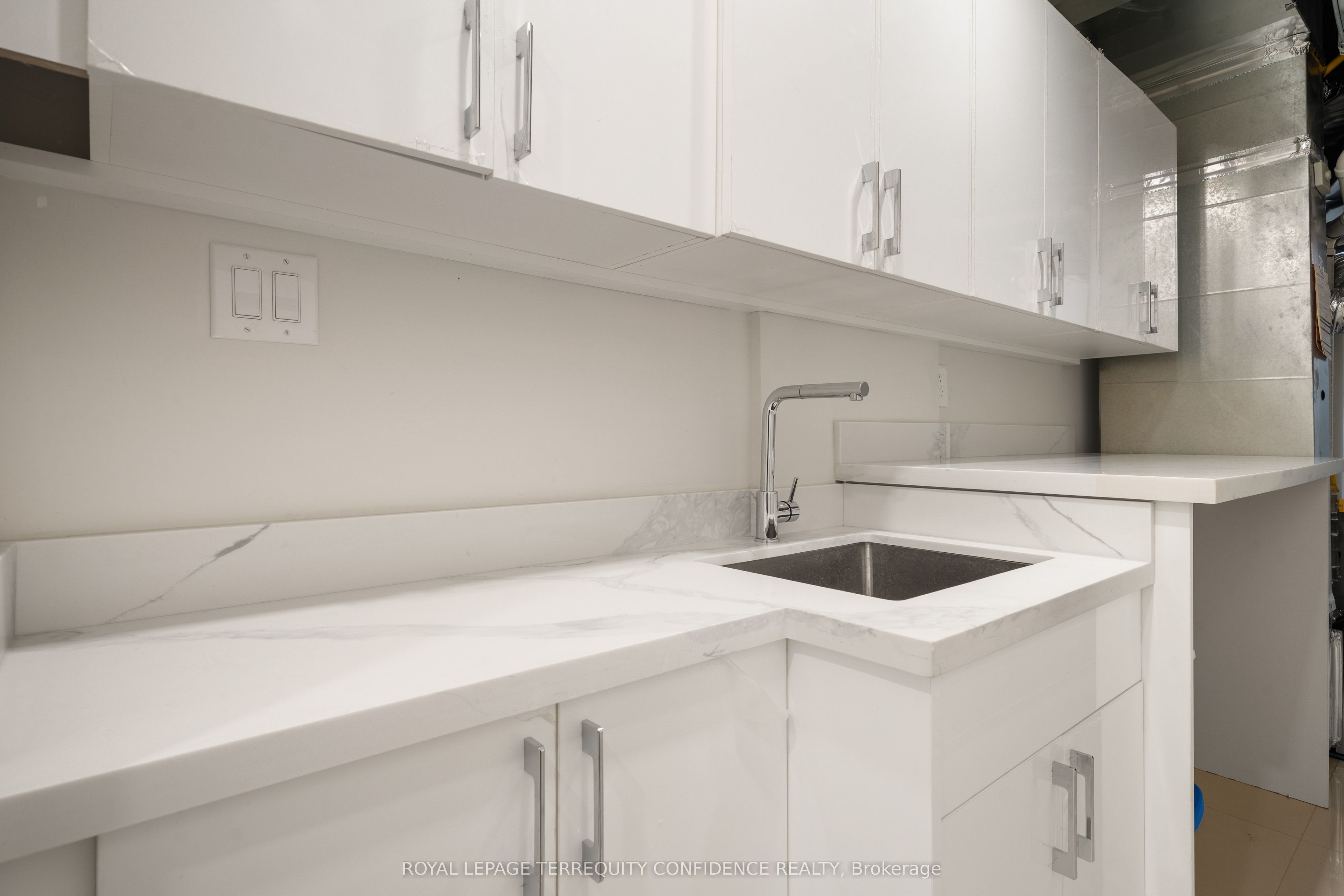 319b Horsham Avenue Property Photo 39
