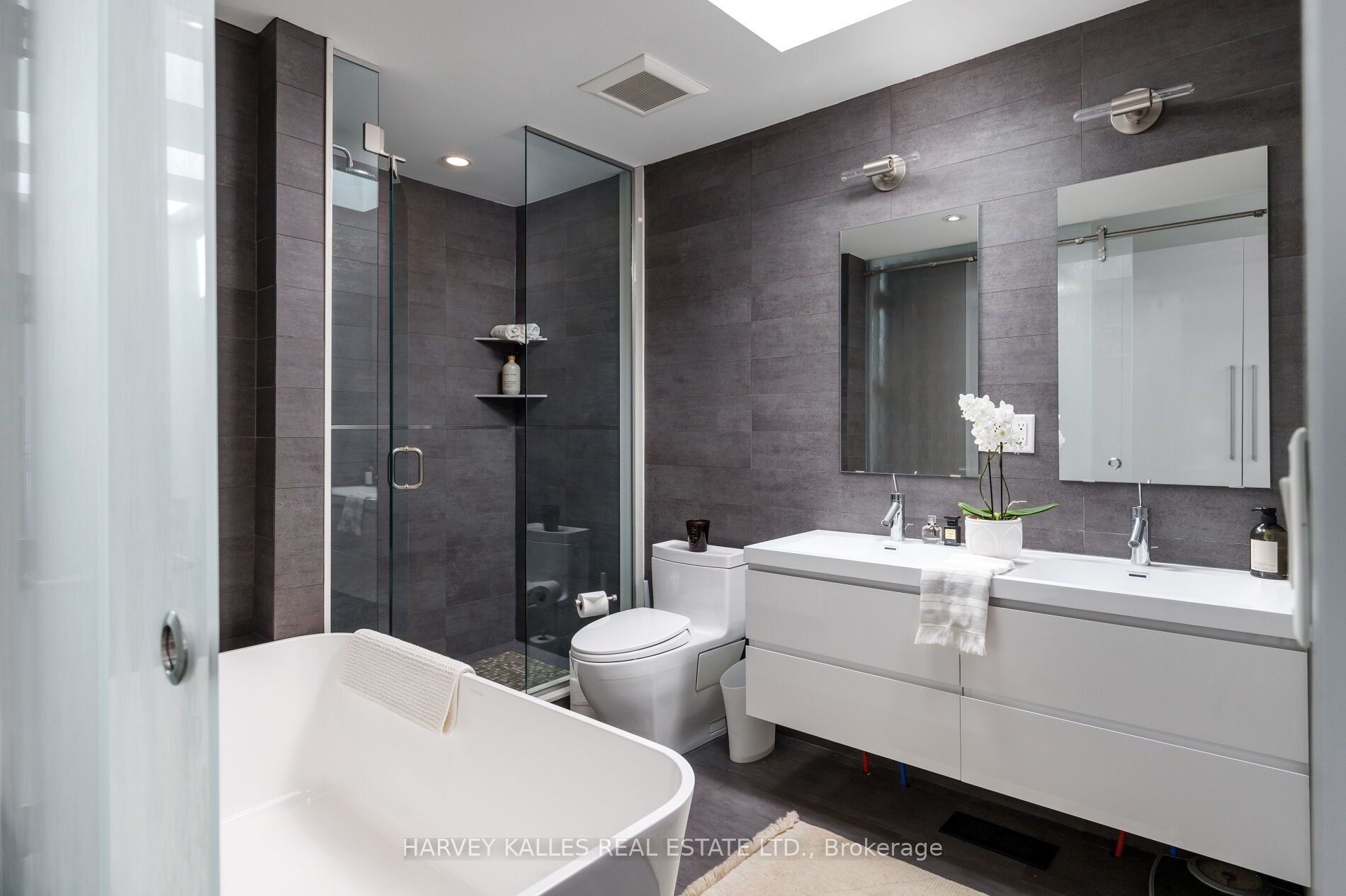 128 Montgomery Avenue Property Photo 25