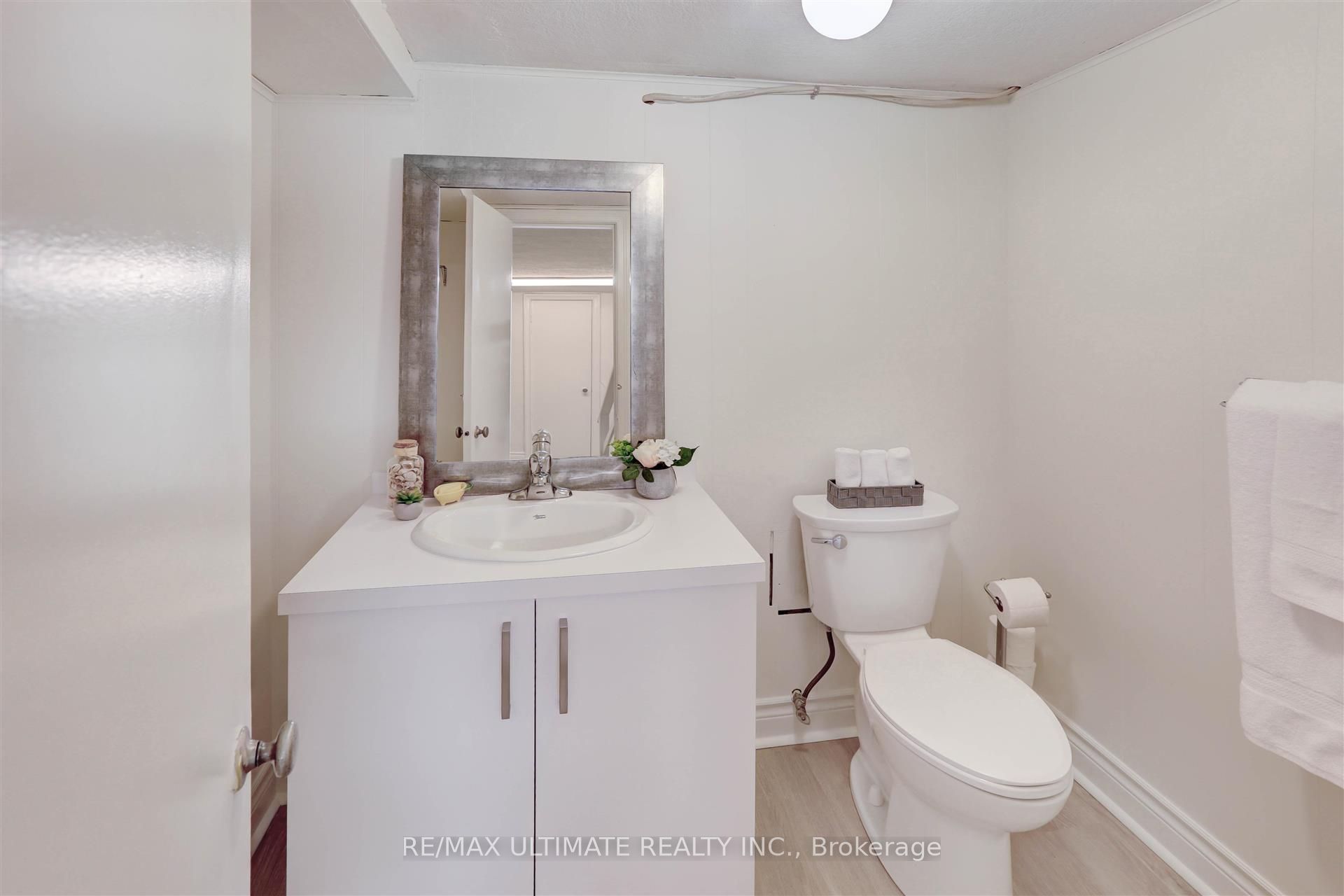 12 Tregellis Road Property Photo 25