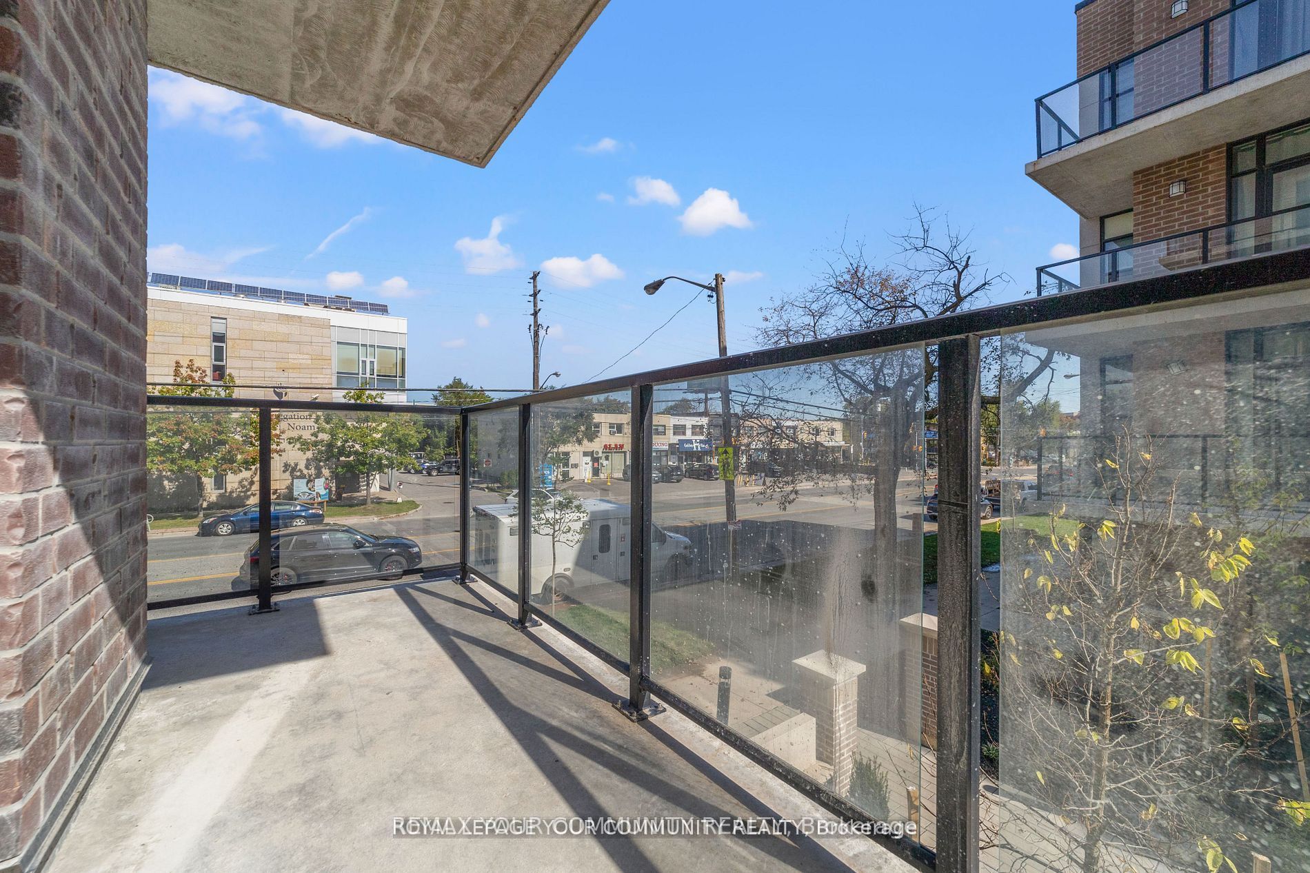 11-851 Sheppard Avenue 3rd Property Photo 18