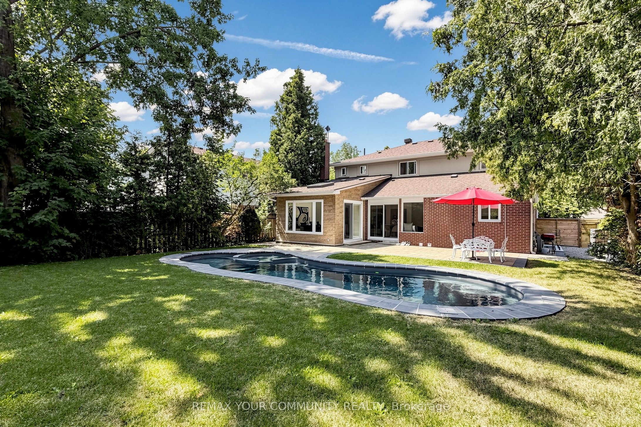 3 Cobblestone Drive Property Photo 1