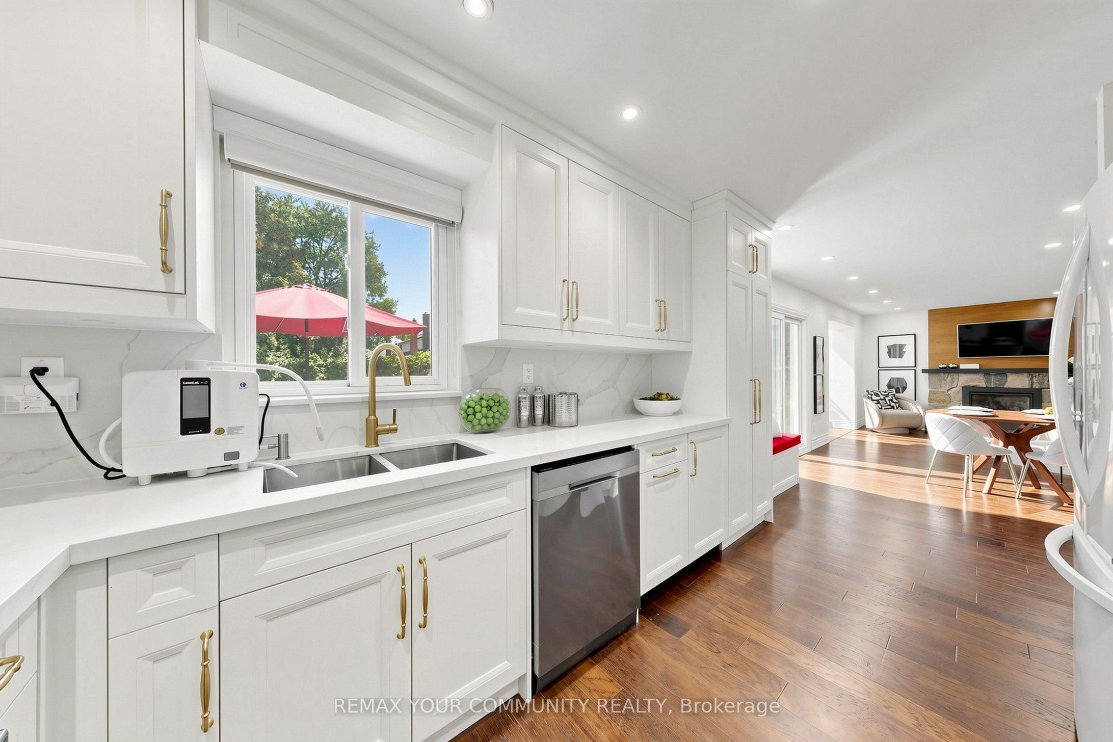 3 Cobblestone Drive Property Photo 11