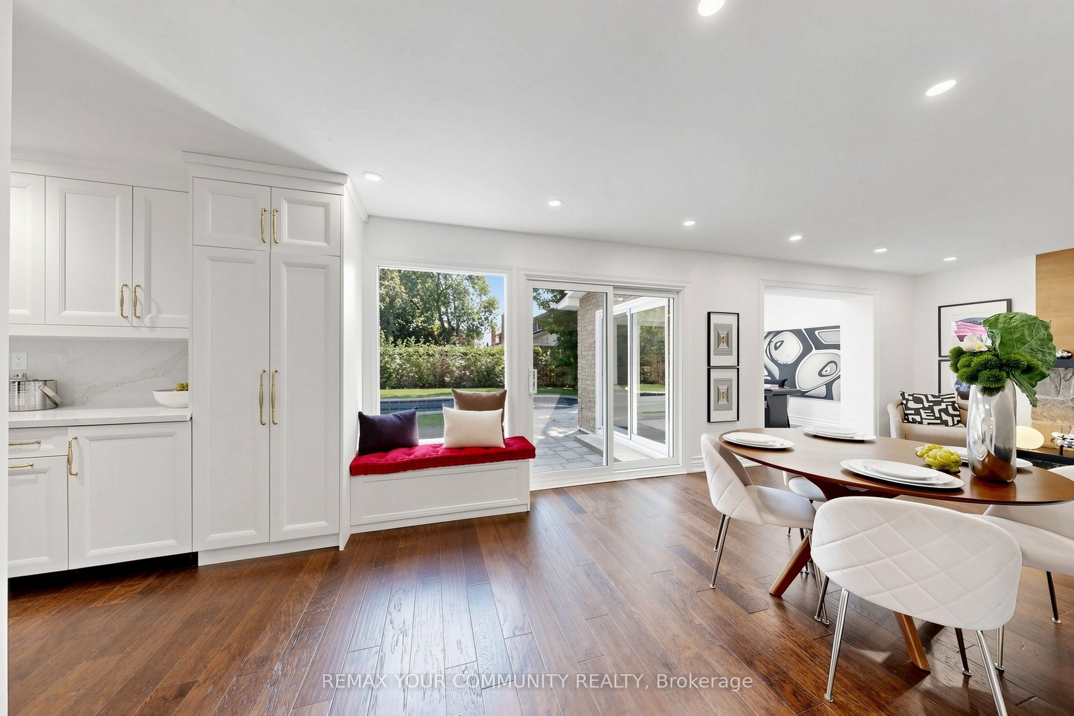 3 Cobblestone Drive Property Photo 13