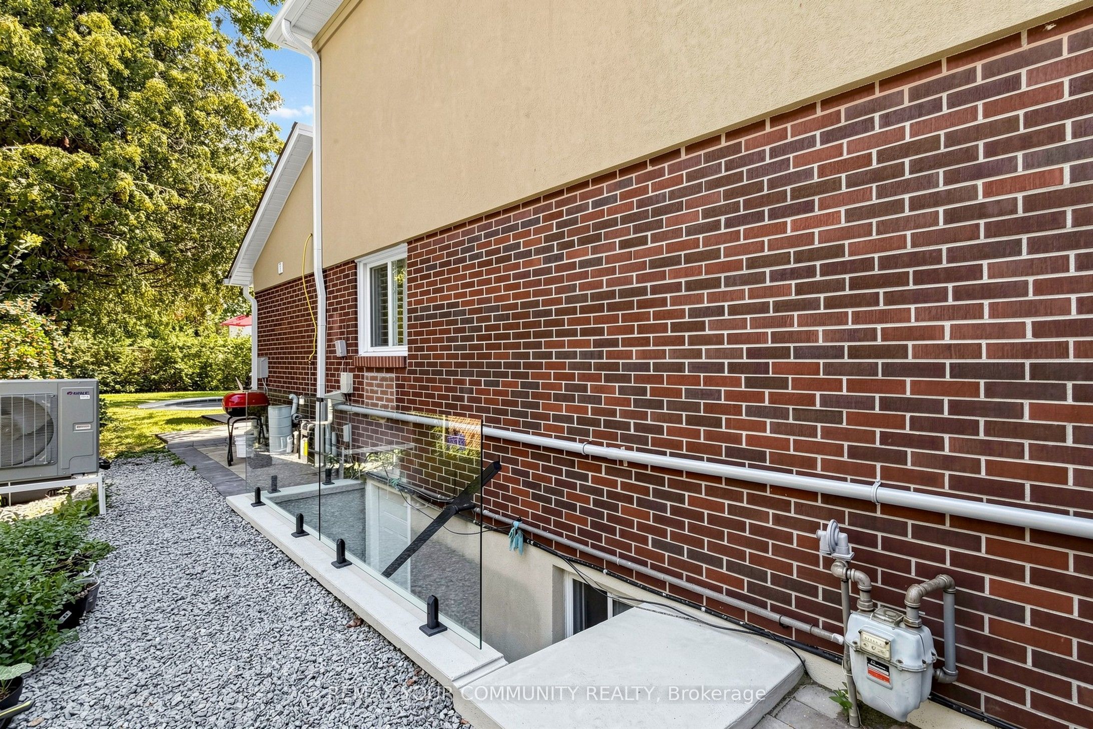 3 Cobblestone Drive Property Photo 48