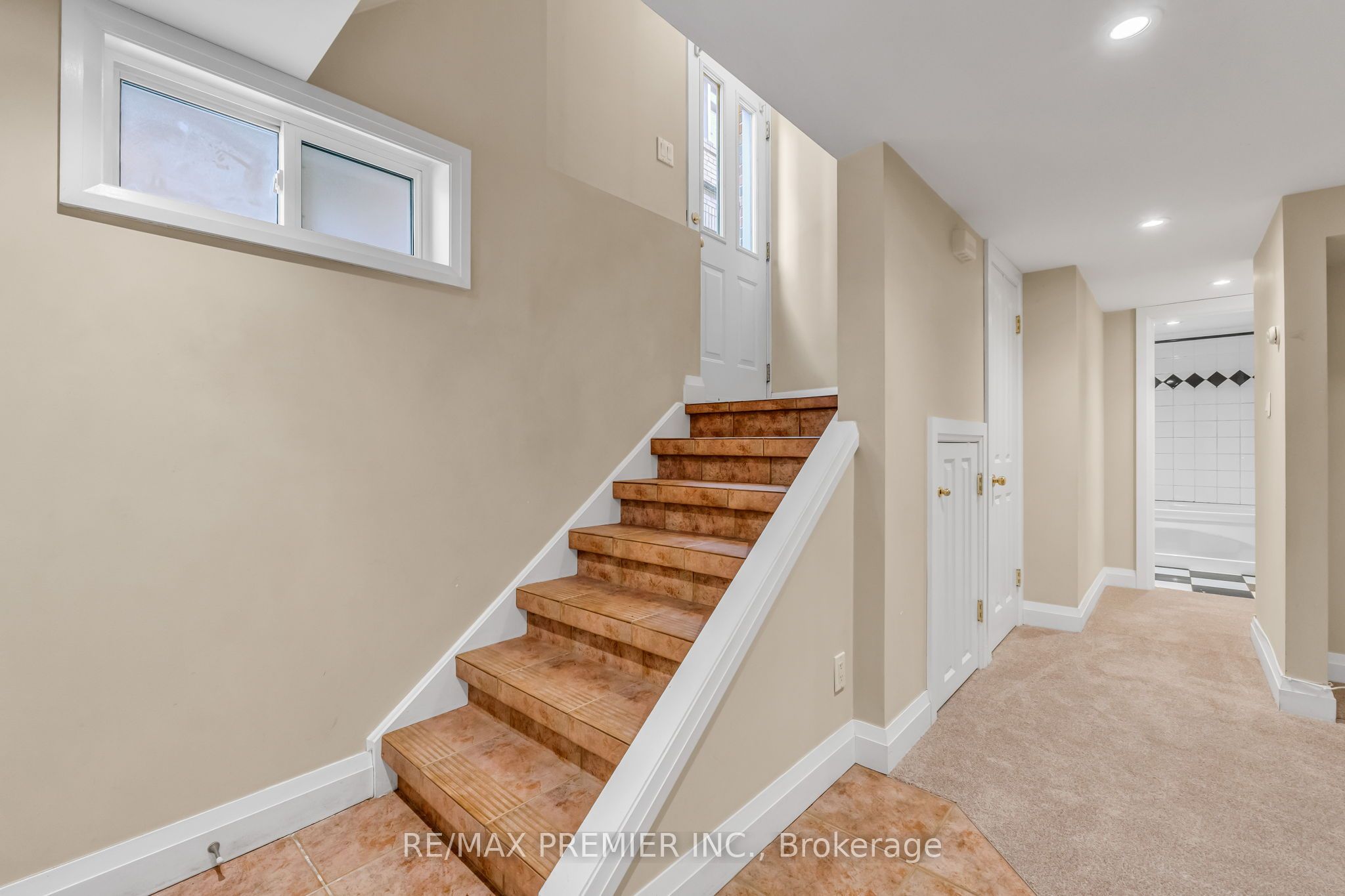 5 Killarney Road Lower Level Property Photo 4
