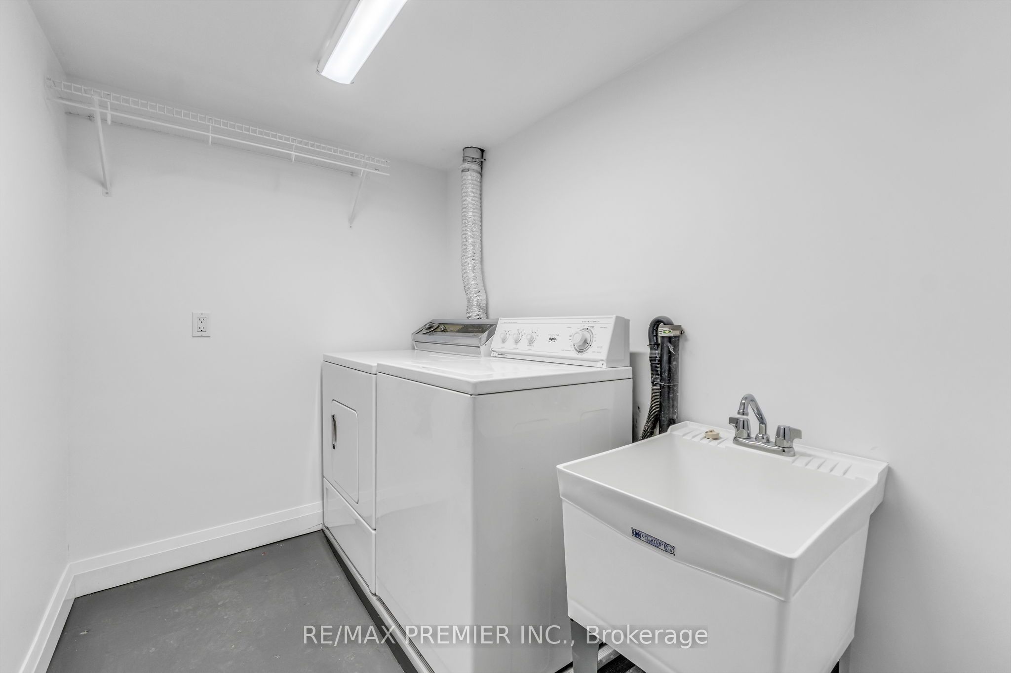 5 Killarney Road Lower Level Property Photo 15