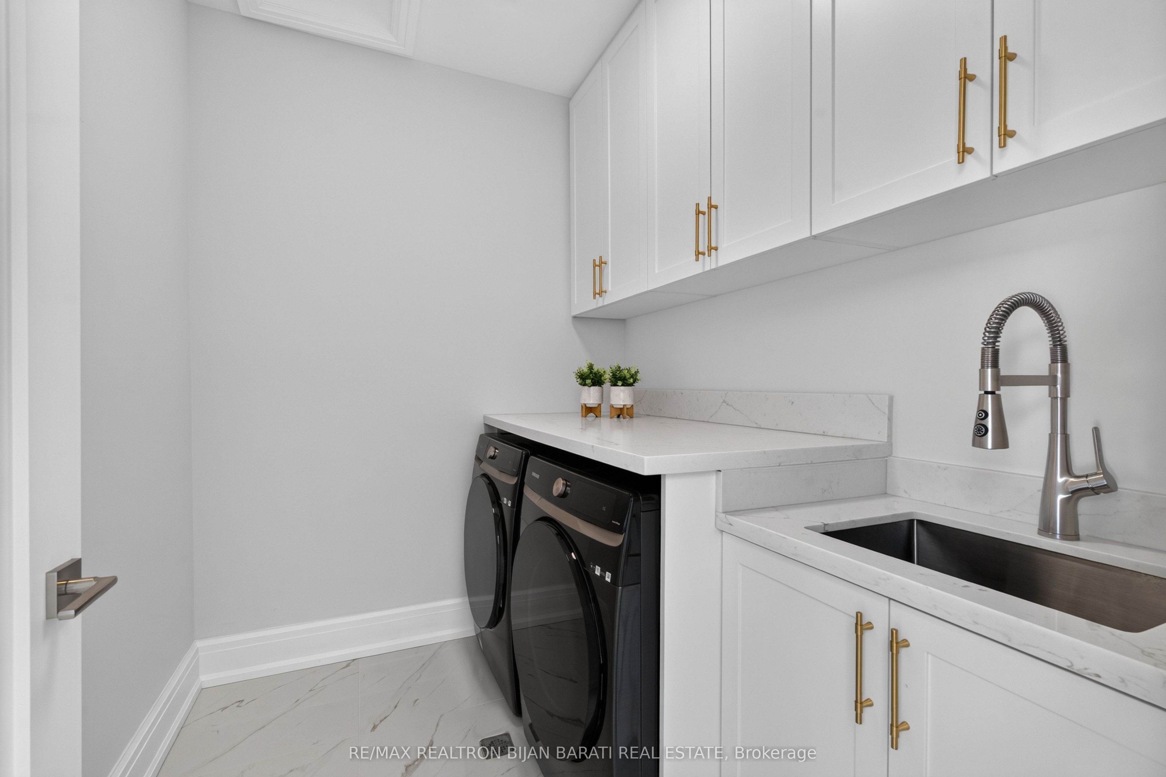 140 Olive Avenue Property Photo 40