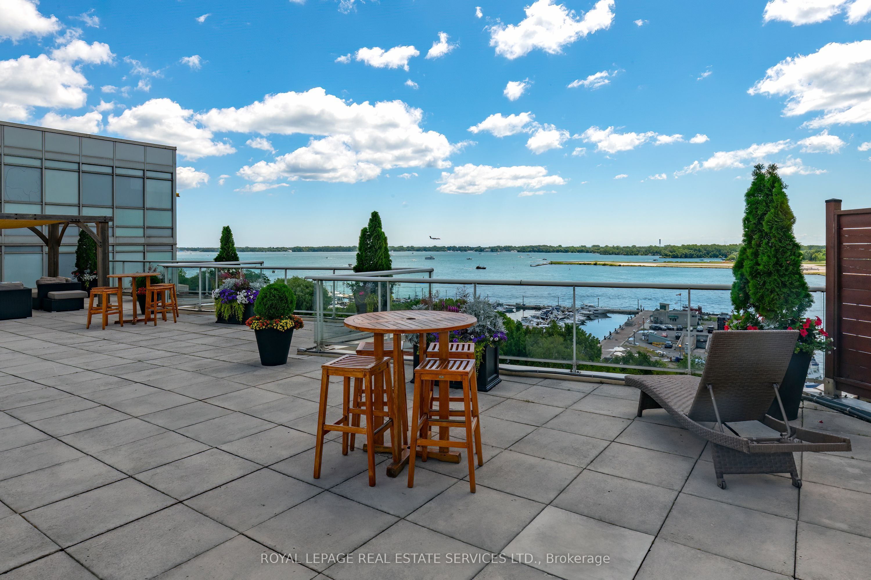 550 Queens Quay W 707 Property Photo 27