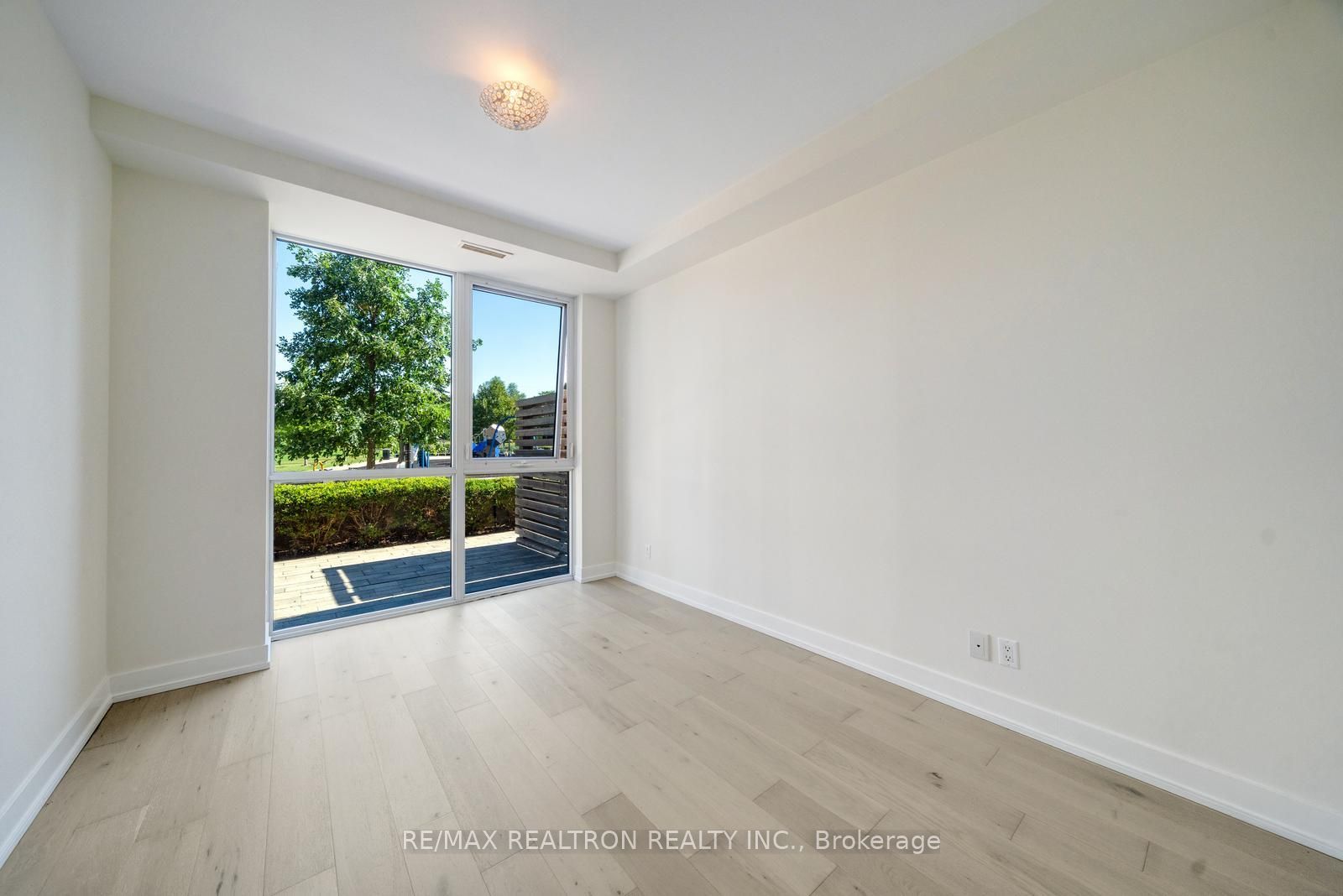 75 The Donway W 103 Property Photo 33