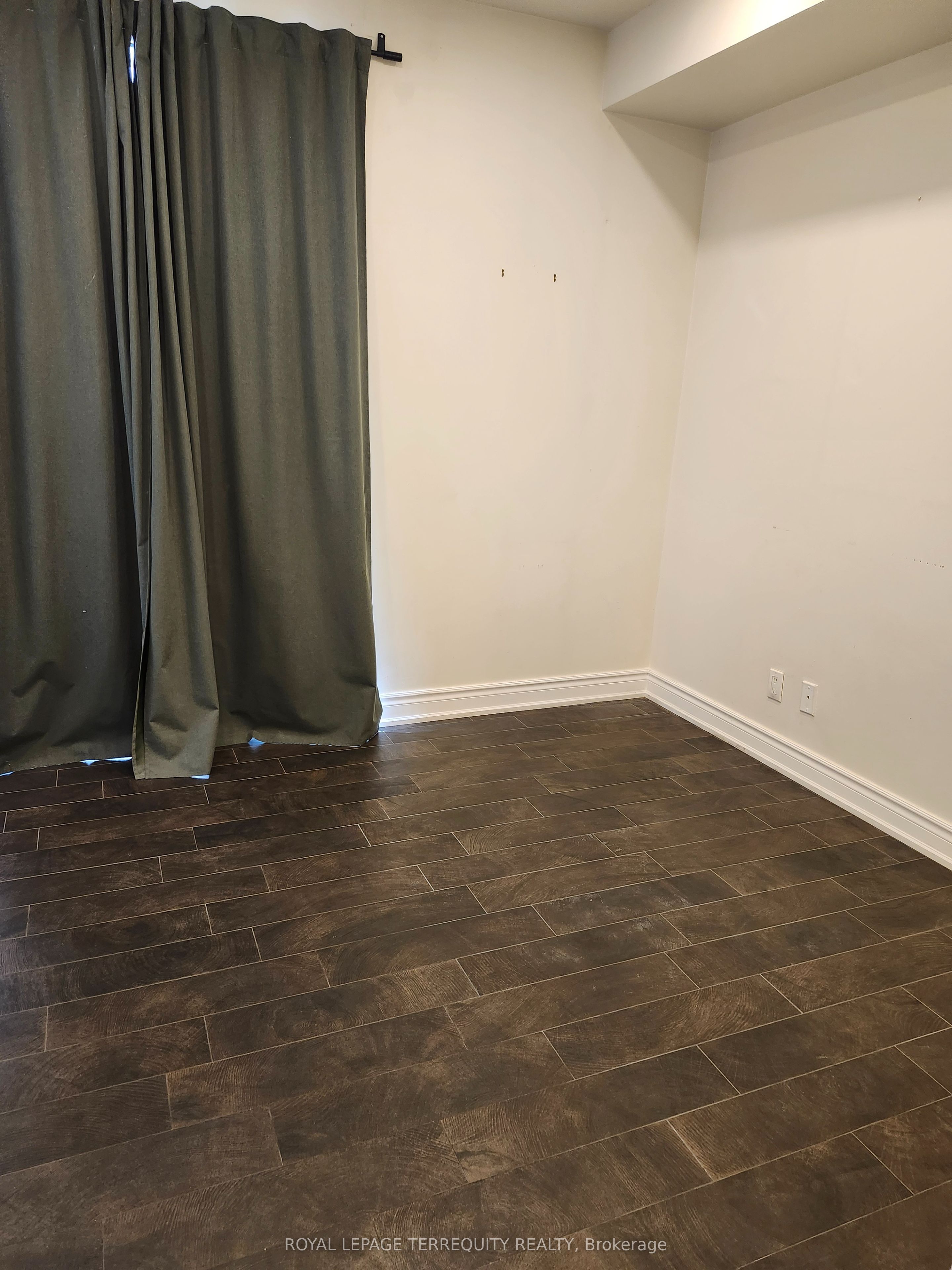 30 Stadium Road 252 Property Photo 11