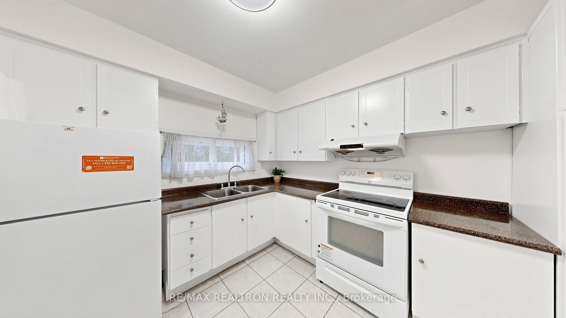 10 Esterbrooke Avenue 59 Property Photo 7