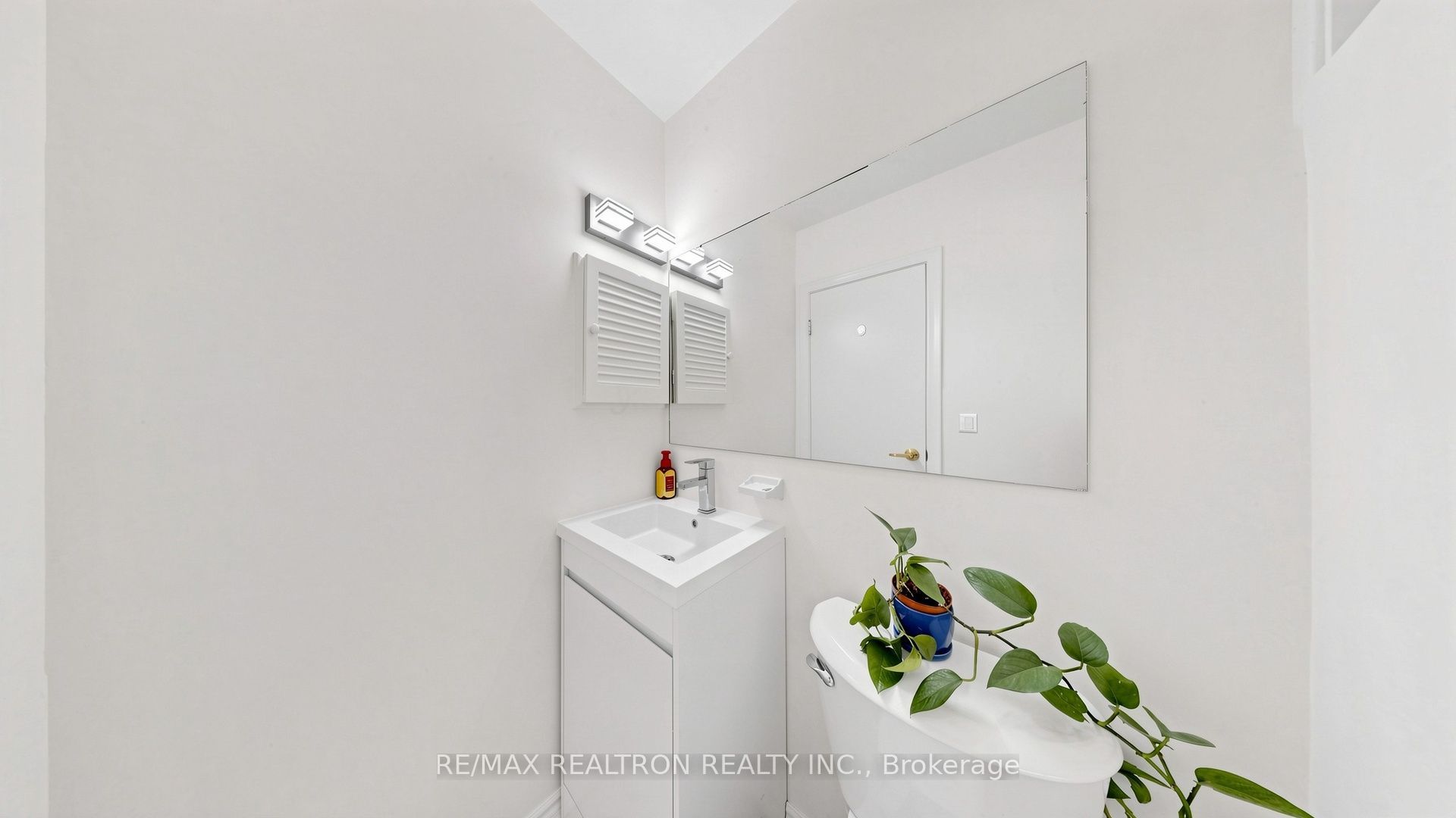 10 Esterbrooke Avenue 59 Property Photo 10