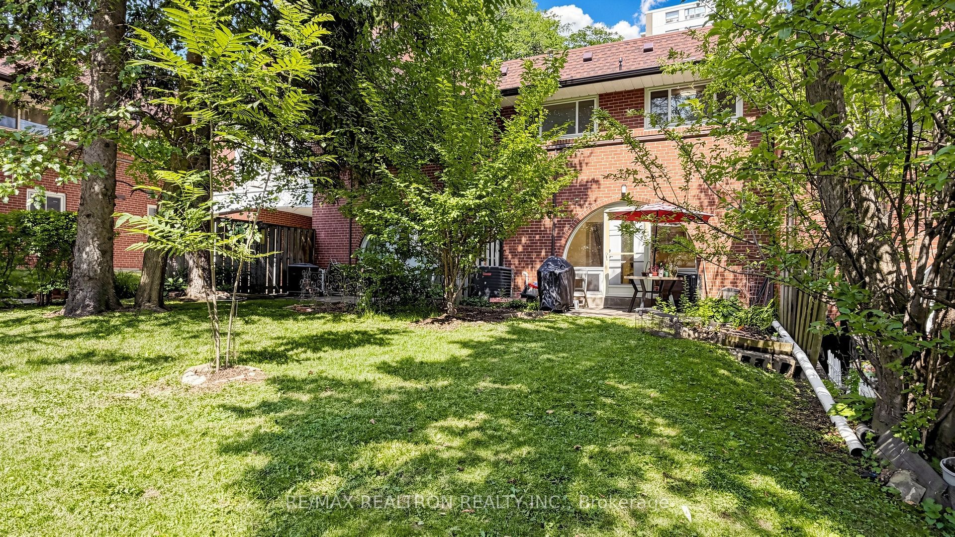 10 Esterbrooke Avenue 59 Property Photo 35