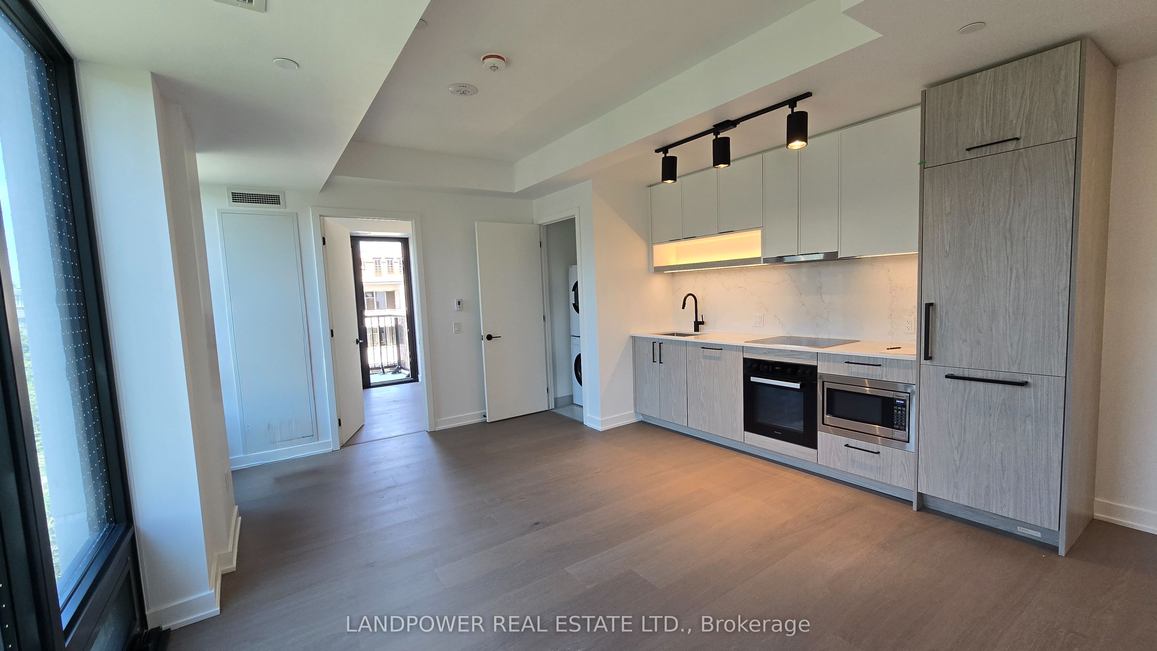 91 Montclair Avenue 709 Property Photo 6