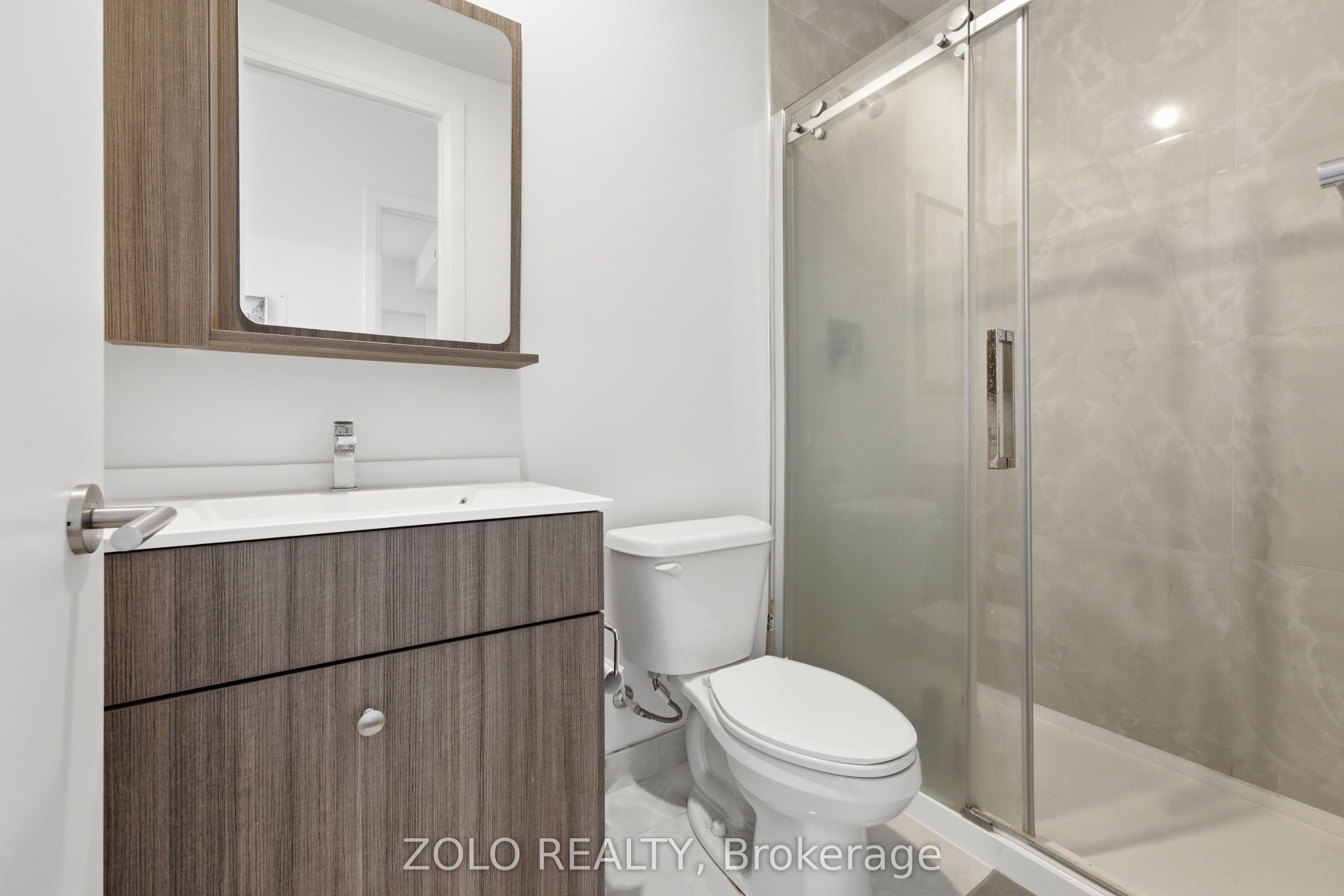 75 Canterbury Place Ph303 Property Photo 14