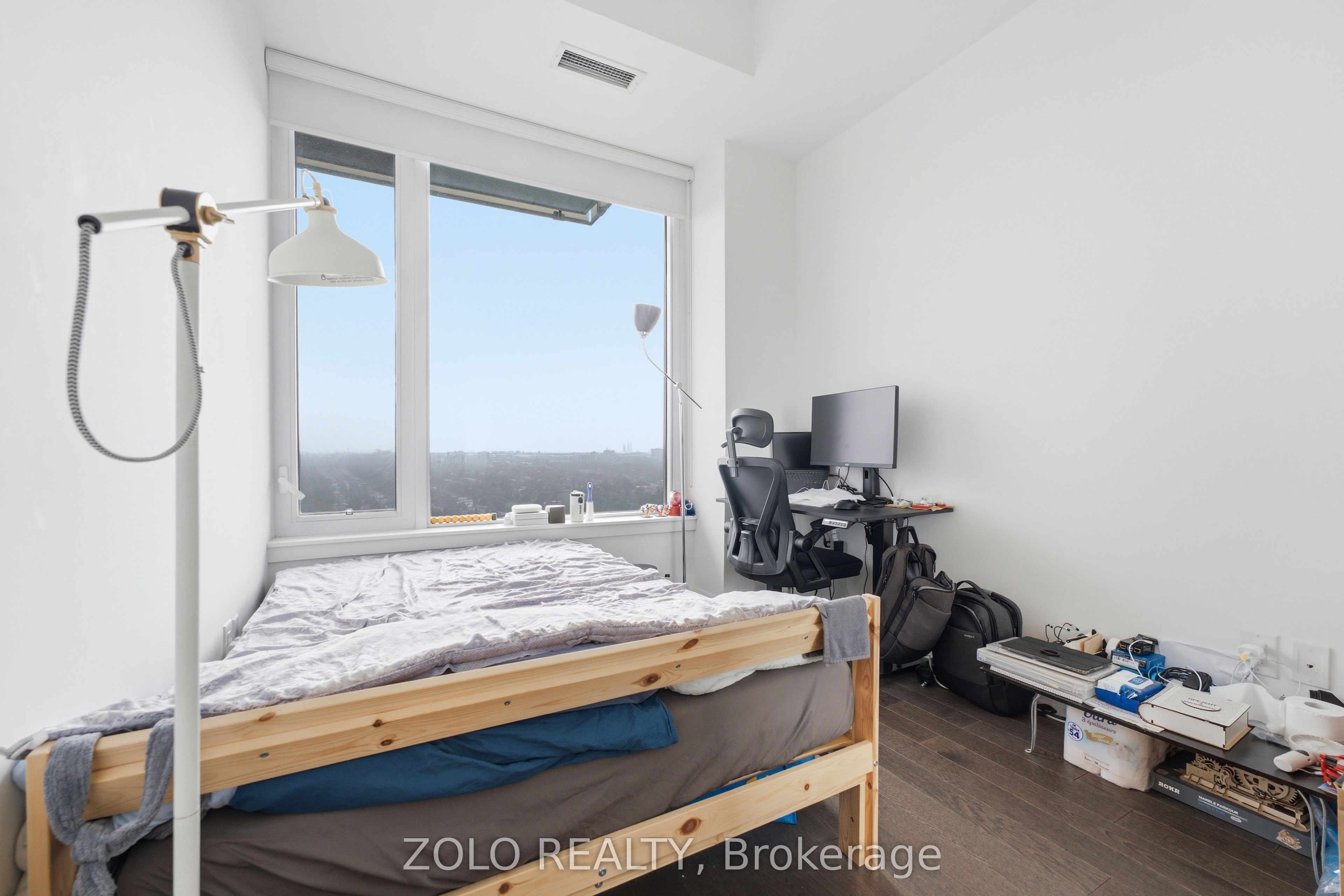 75 Canterbury Place Ph303 Property Photo 15
