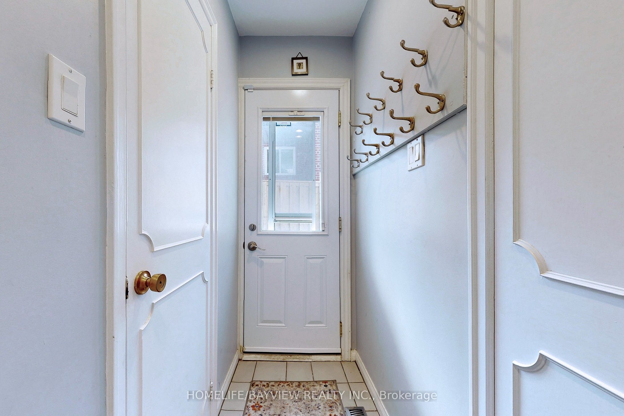 39 Shenstone(basement) Road Property Photo 3