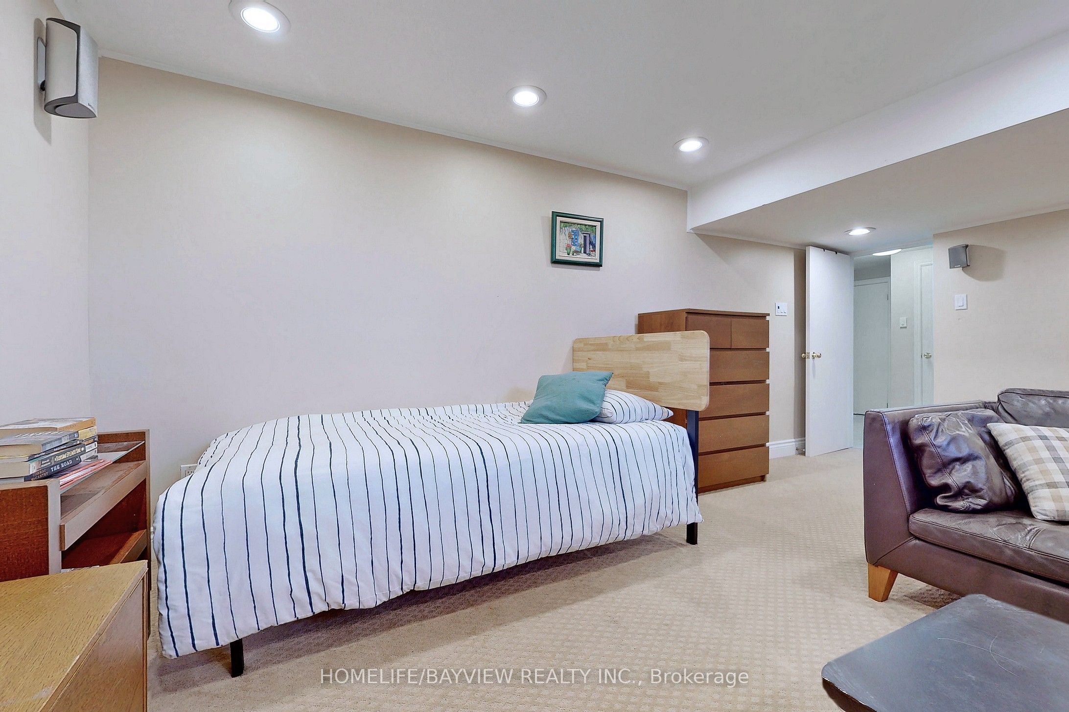 39 Shenstone(basement) Road Property Photo 11