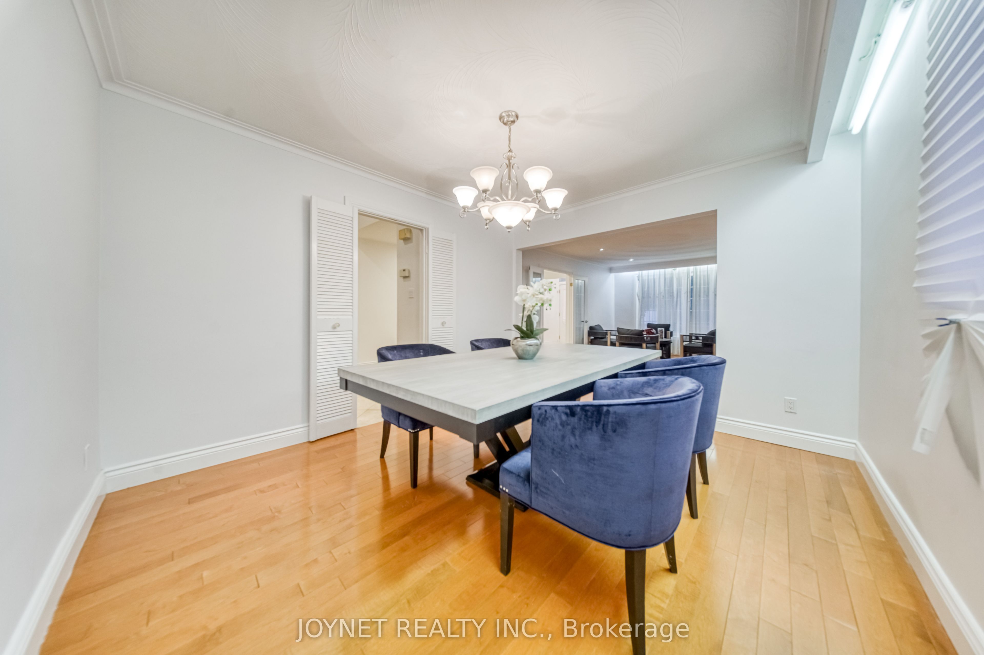 18 Bruce Farm Drive Property Photo 8