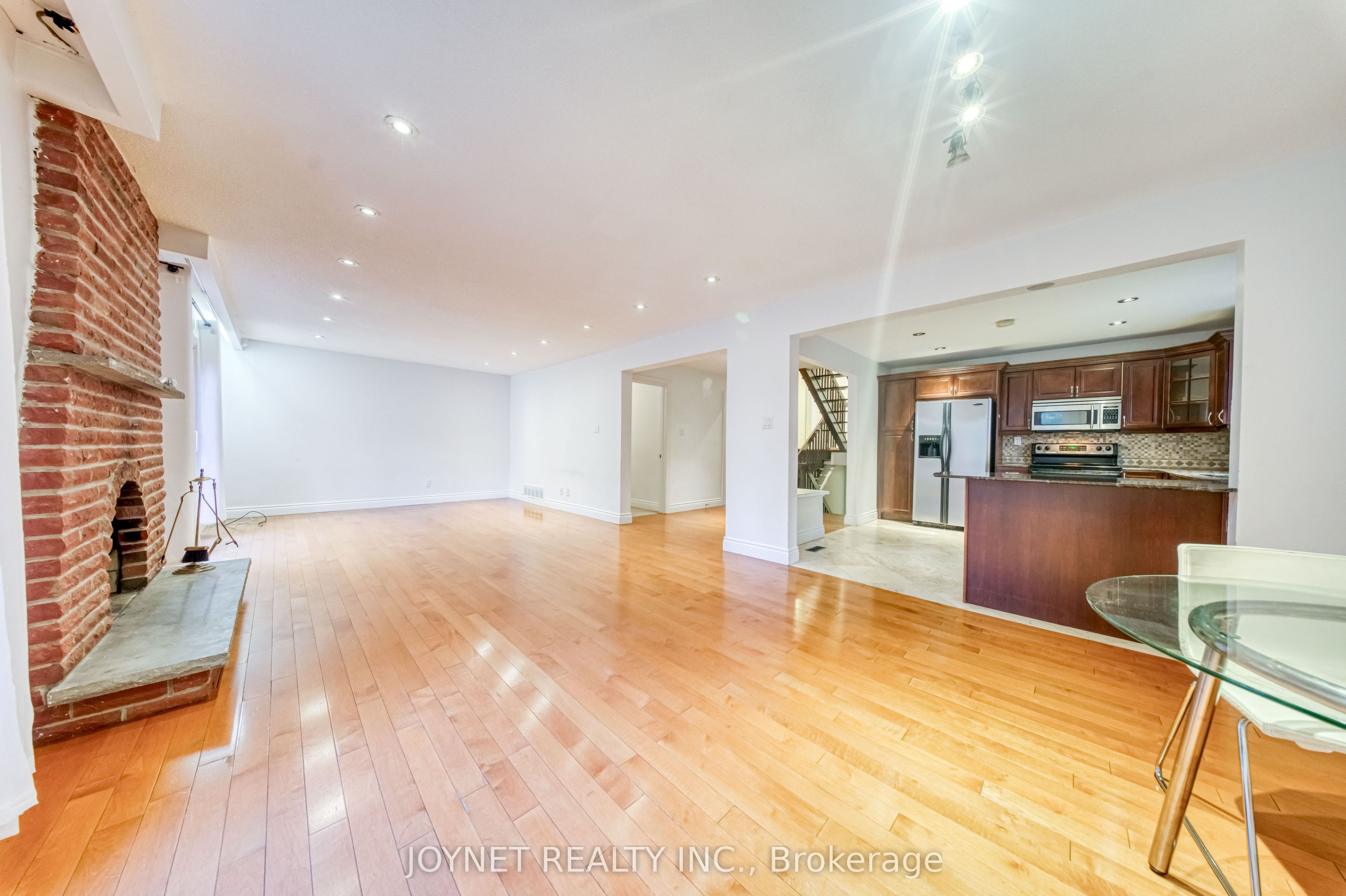 18 Bruce Farm Drive Property Photo 16