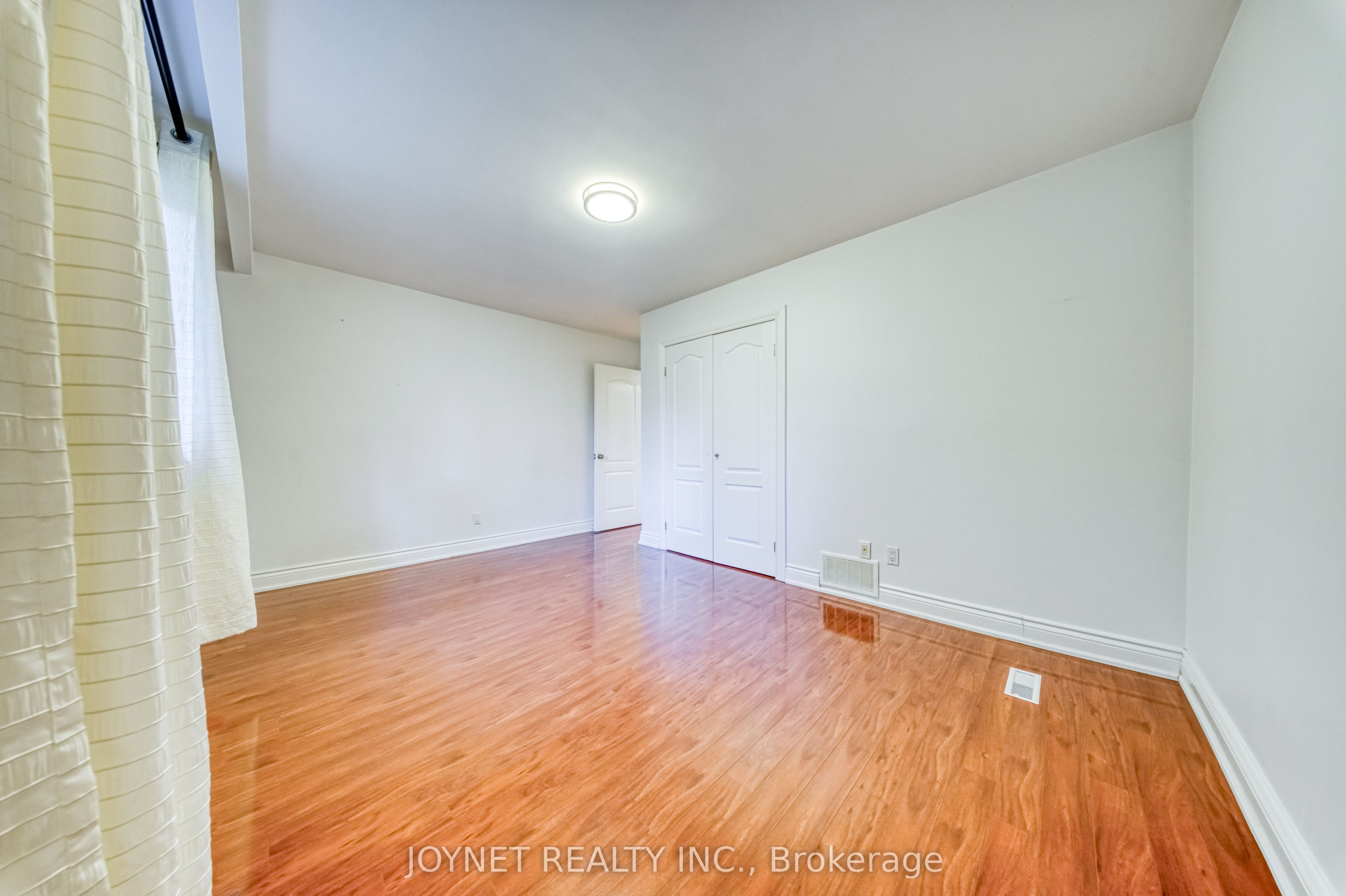 18 Bruce Farm Drive Property Photo 27