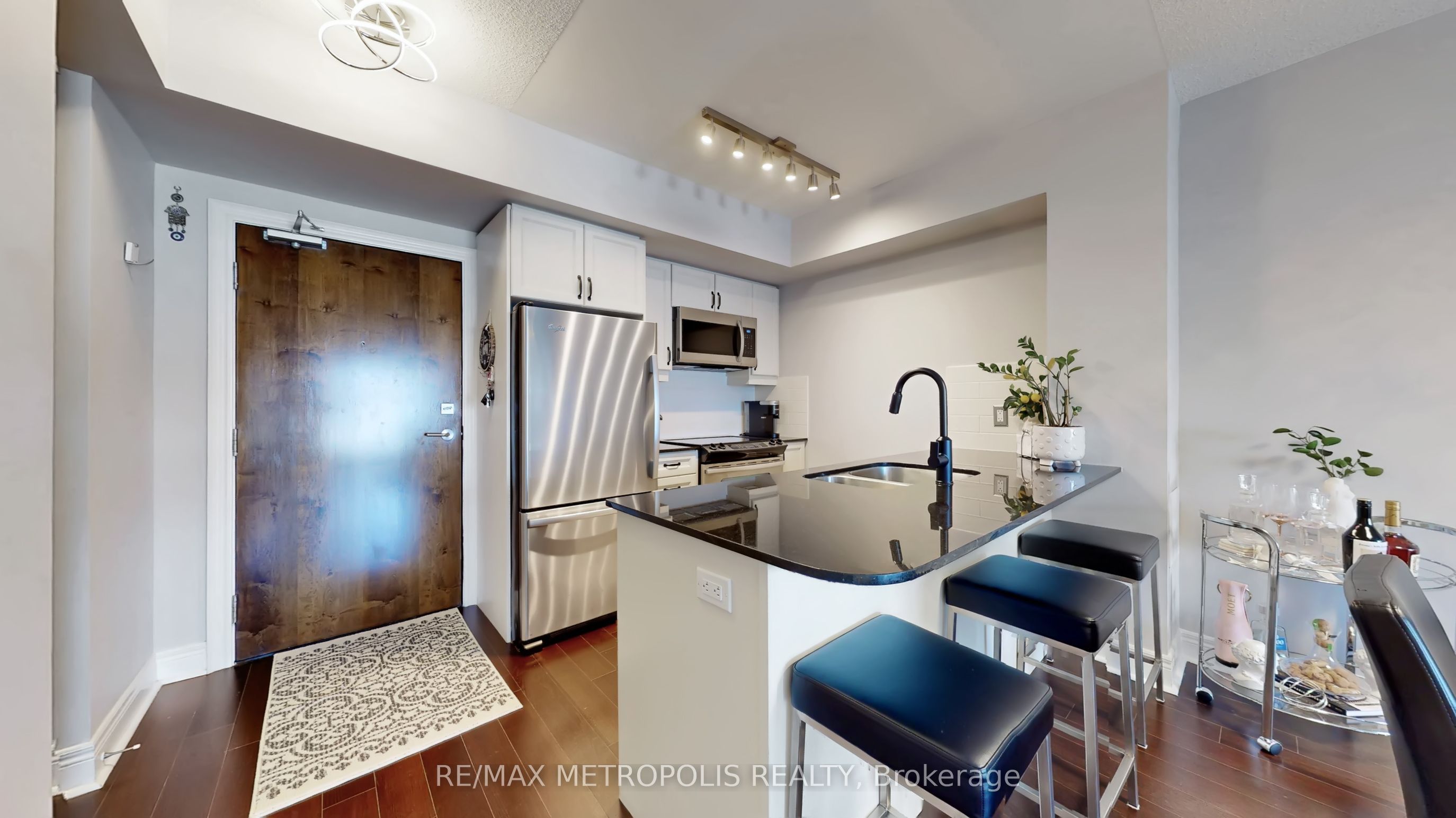 701 Sheppard Avenue W 228 Property Photo 10