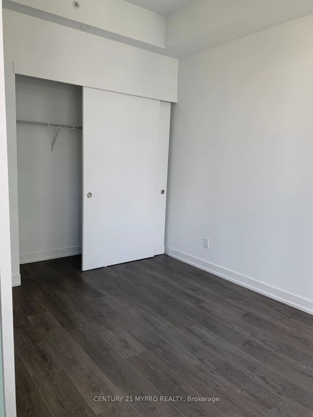 161 Roehampton Avenue 909 Property Photo 6