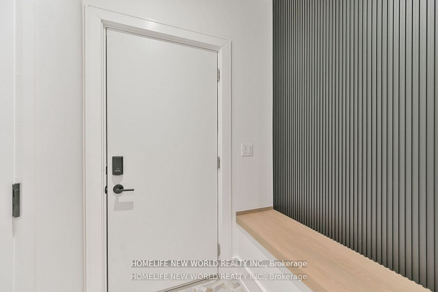 995 Dufferin Street Laneway Property Photo 9