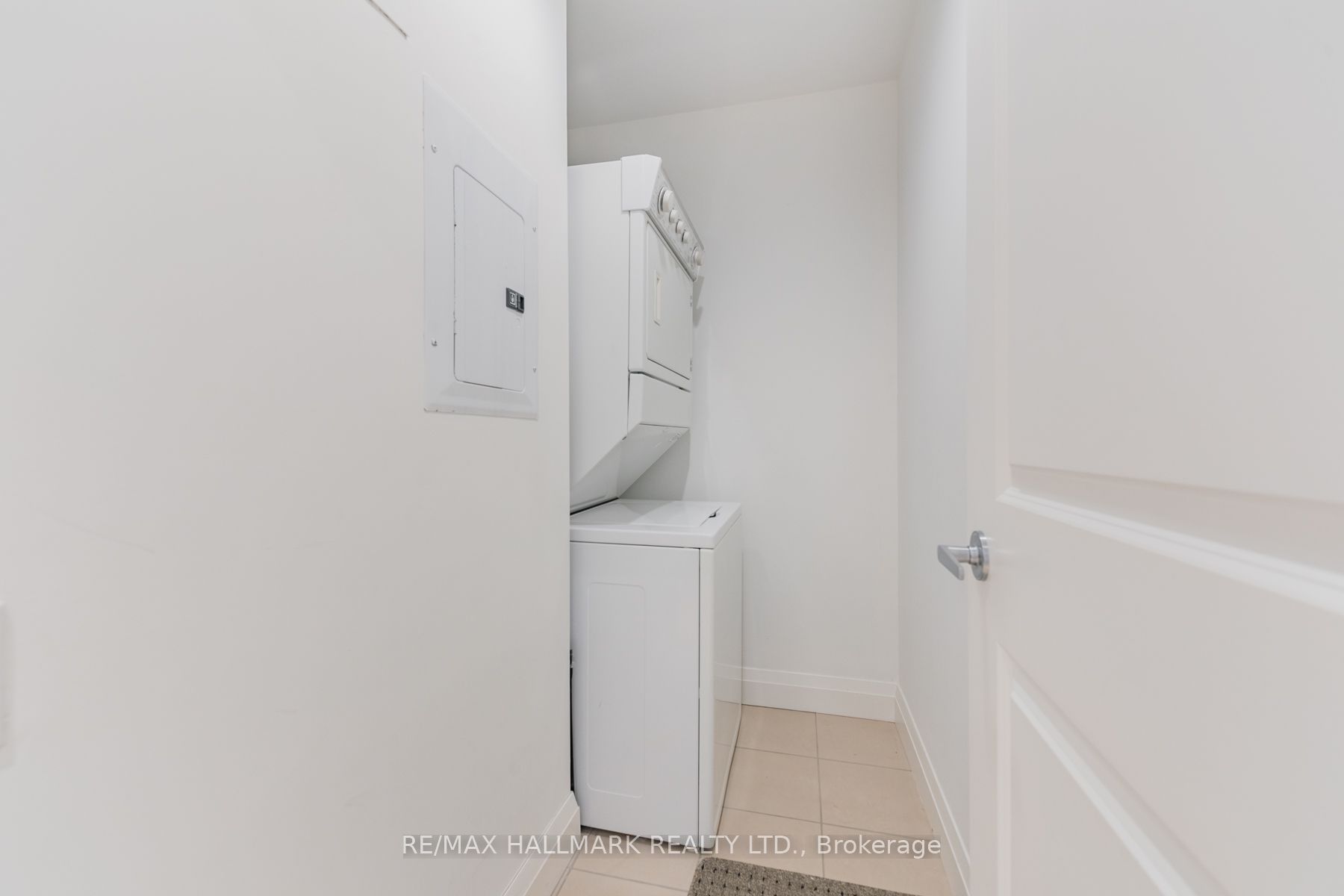 20 Scrivener Square 502 Property Photo 17