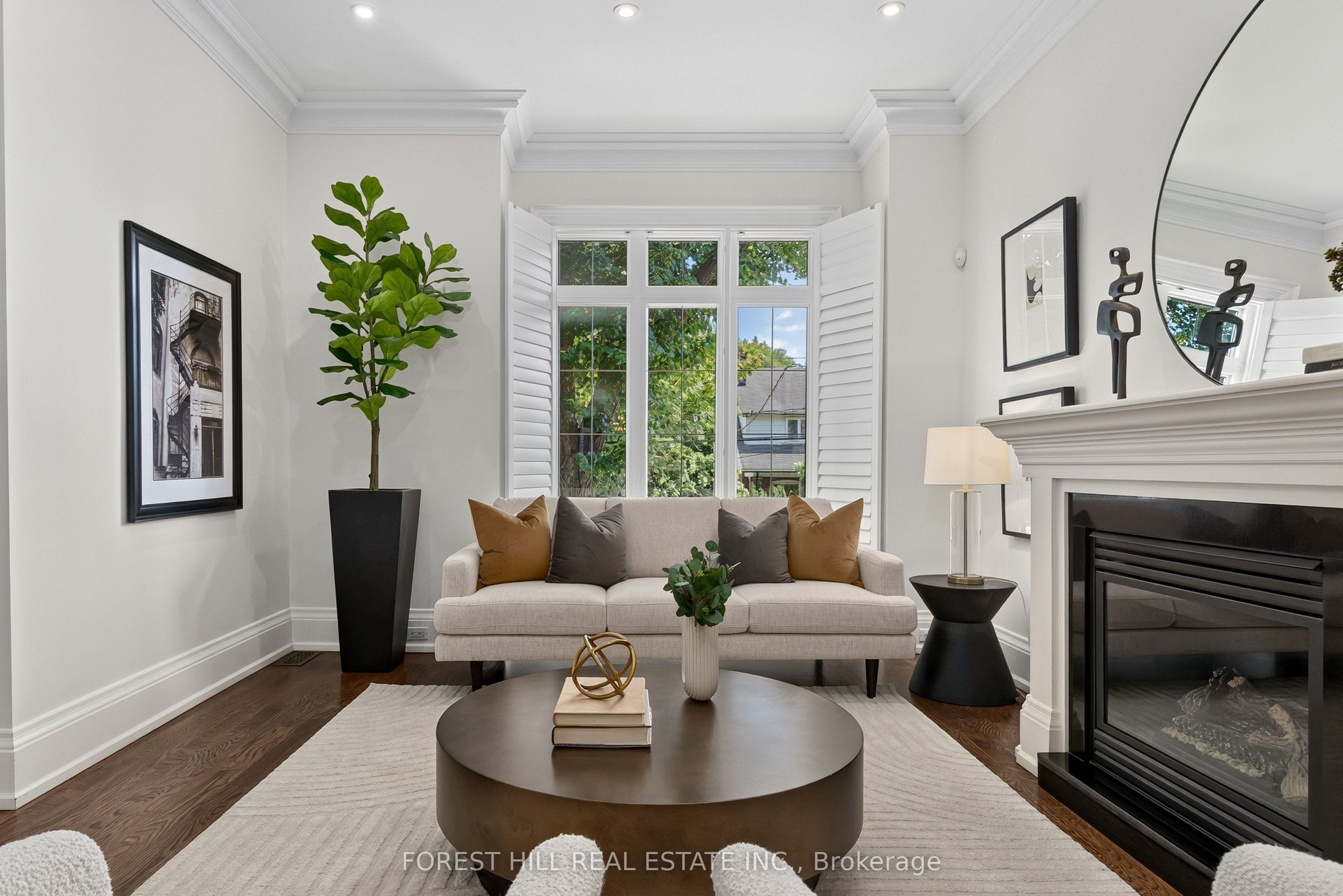 50 Bowood Avenue Property Photo 6