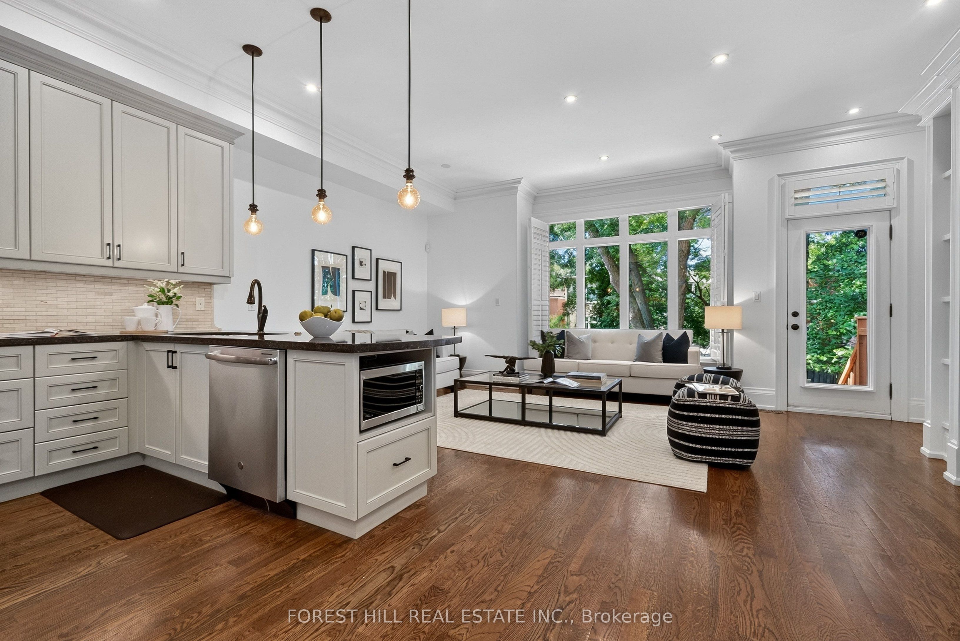 50 Bowood Avenue Property Photo 11