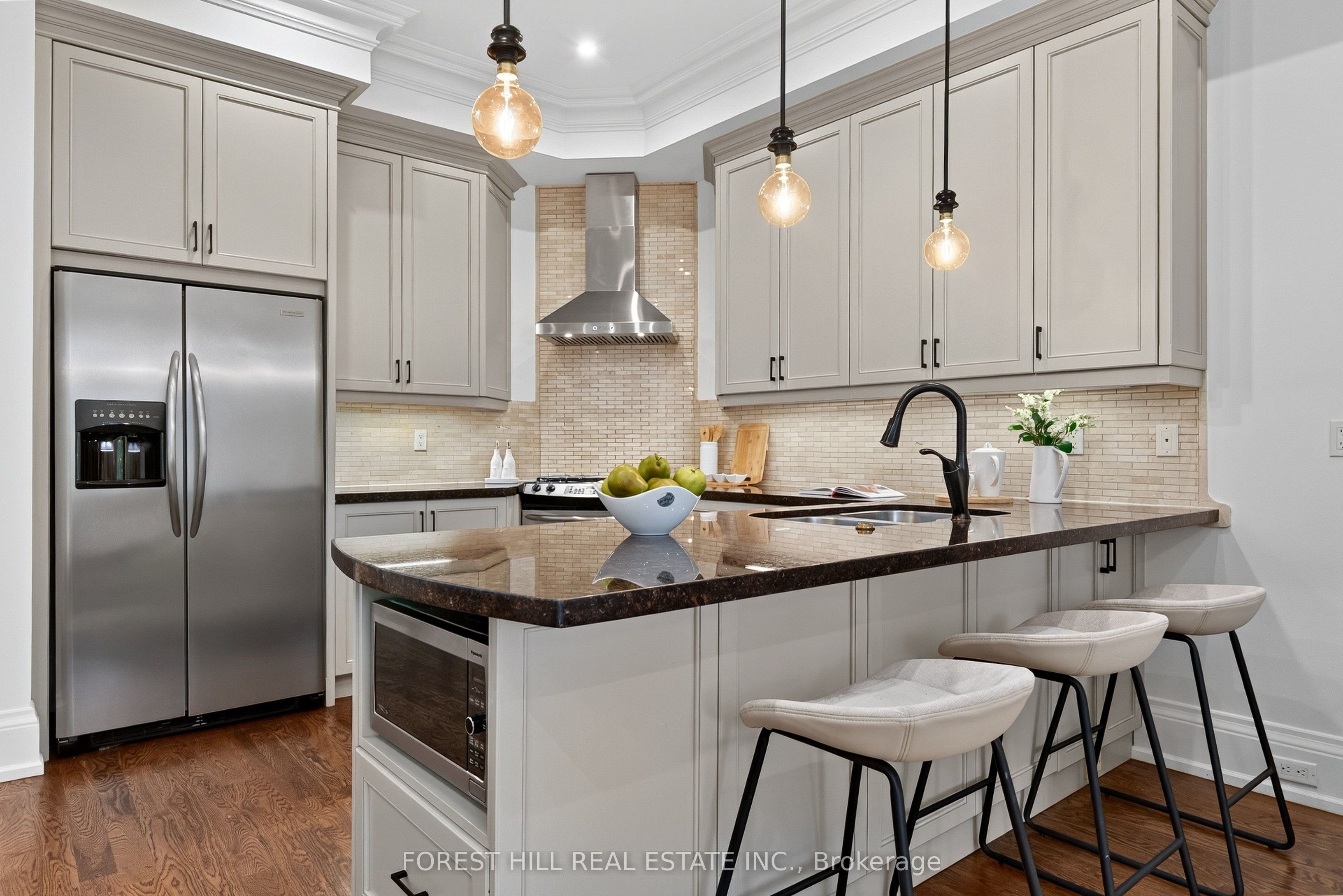 50 Bowood Avenue Property Photo 13