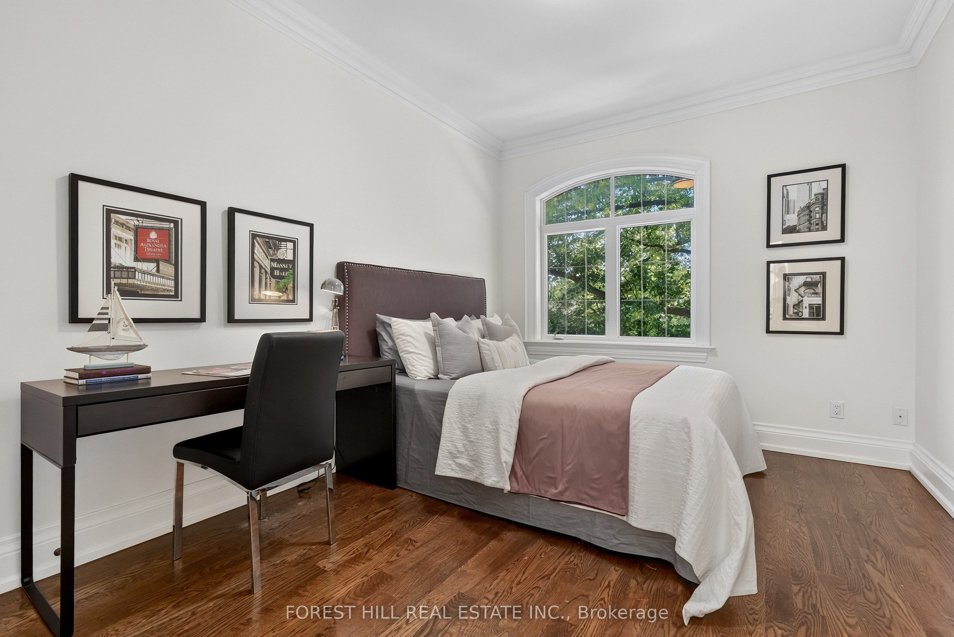 50 Bowood Avenue Property Photo 31