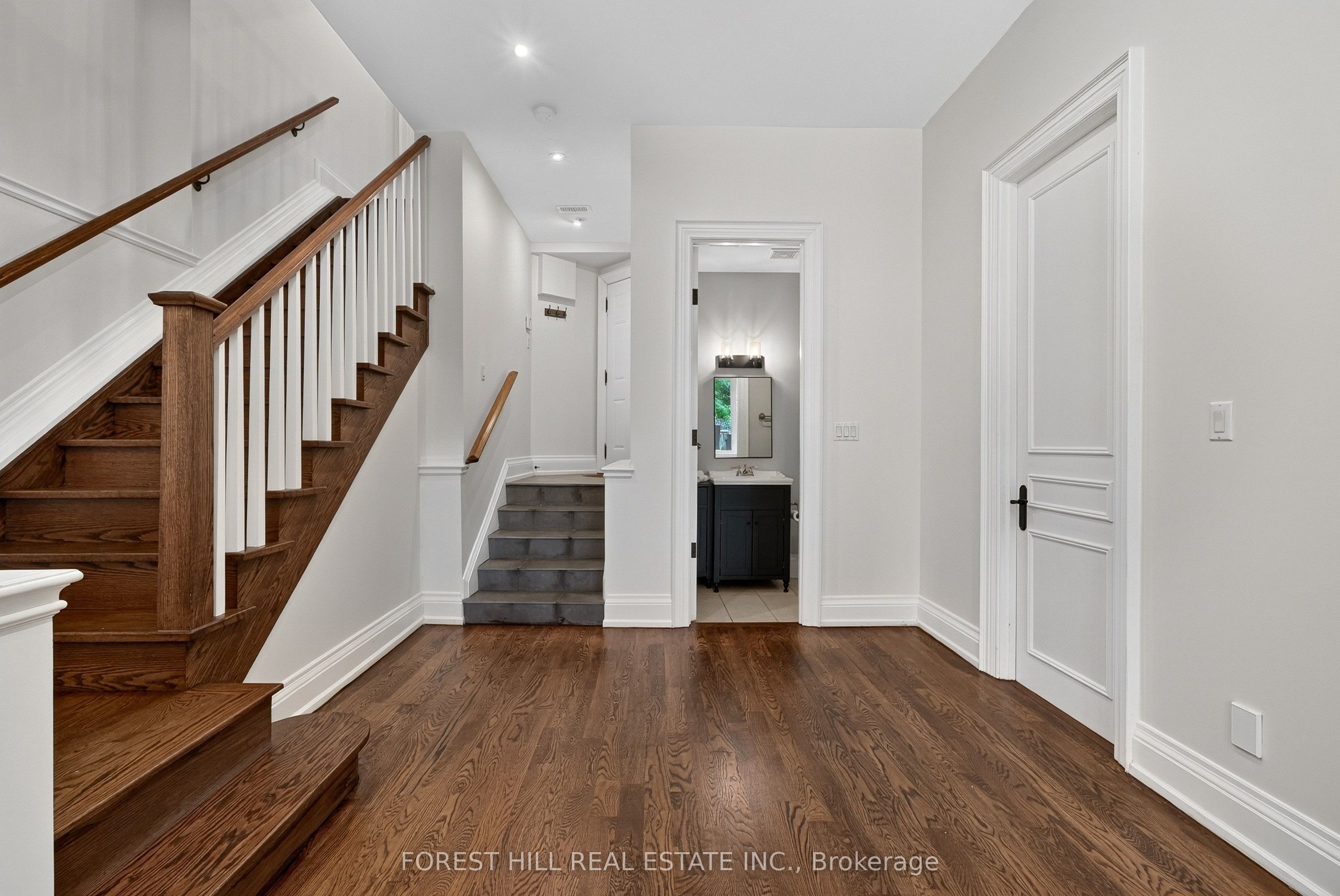 50 Bowood Avenue Property Photo 42