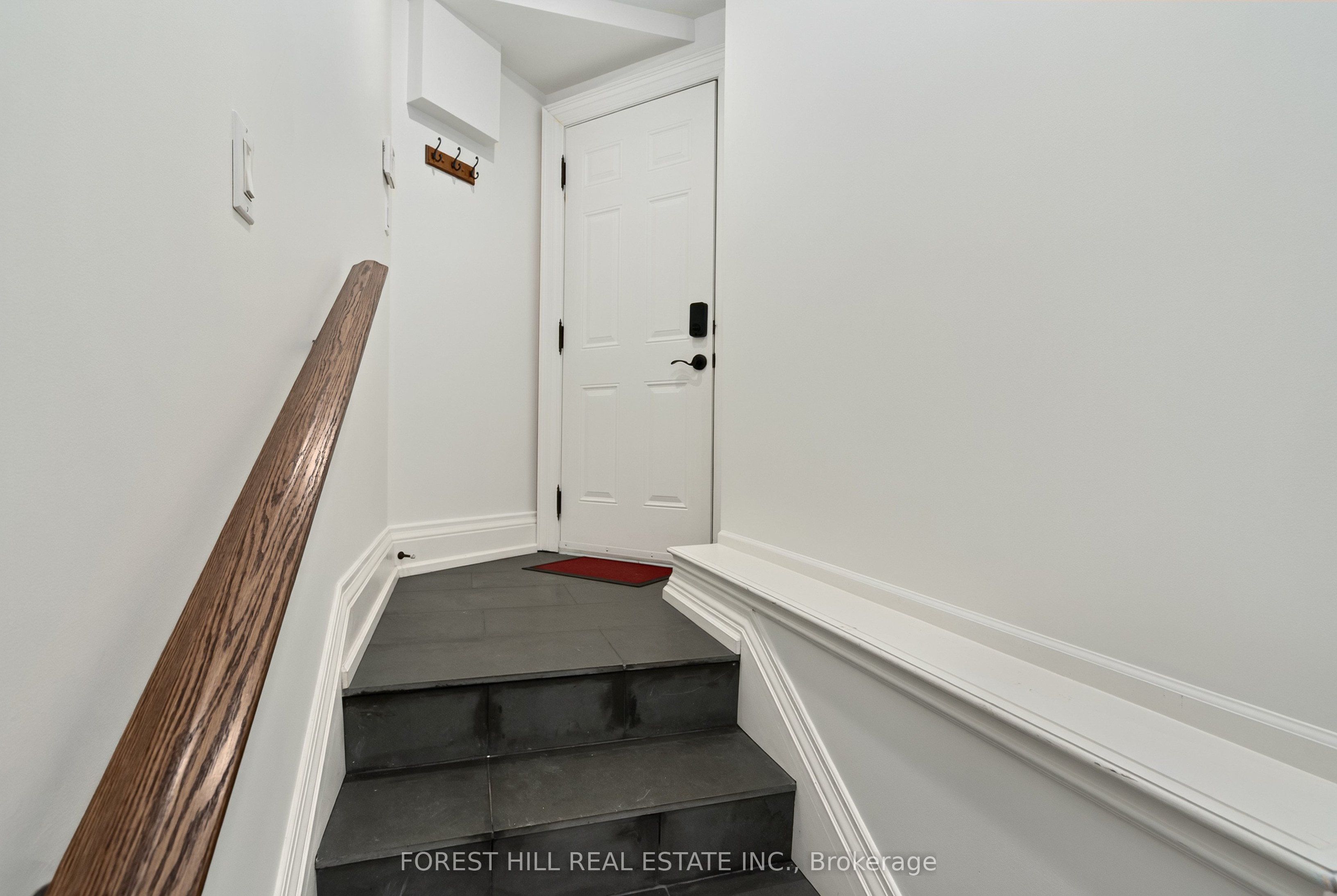 50 Bowood Avenue Property Photo 44