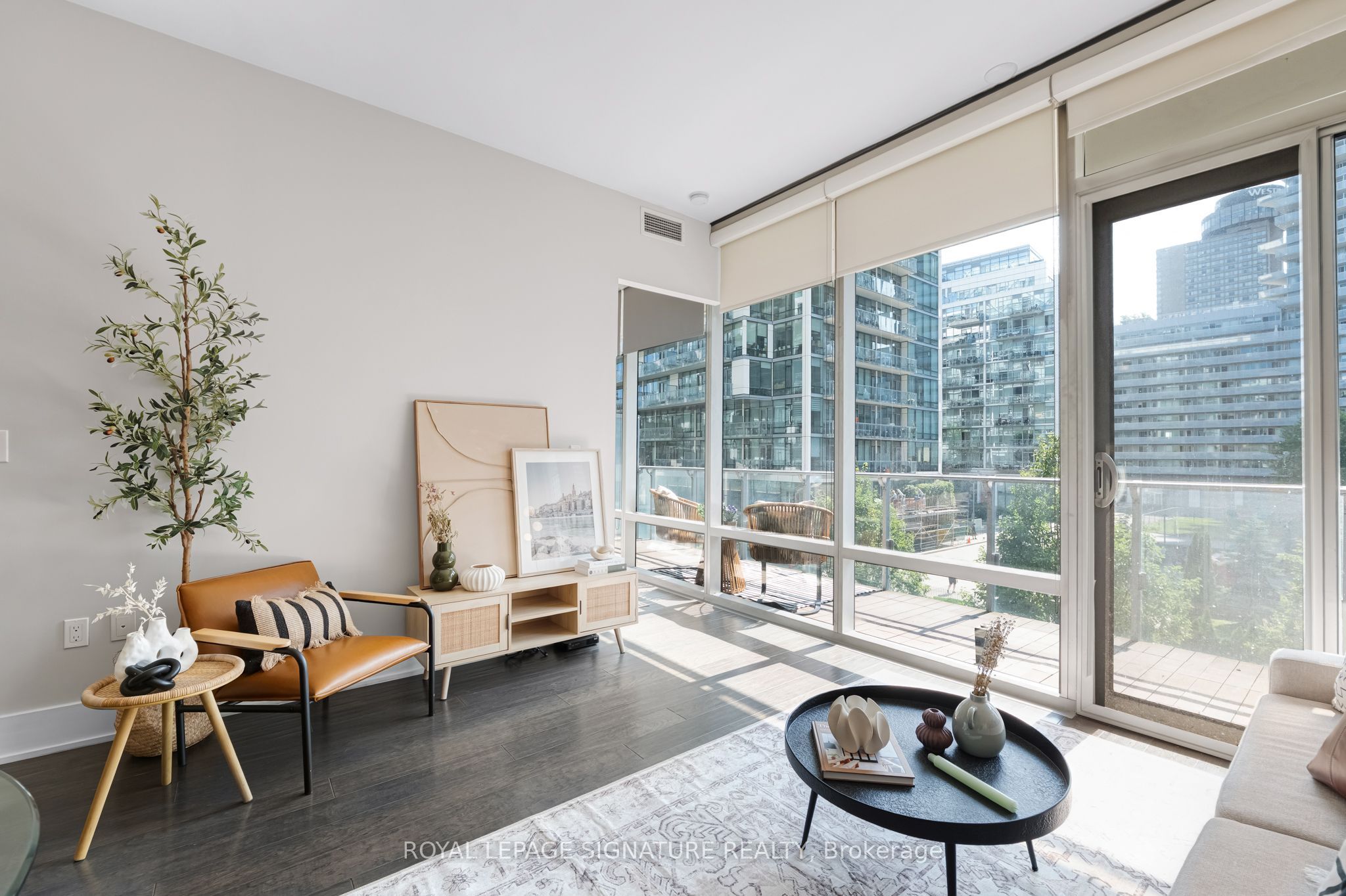 39 Queens Quay E 337 Property Photo 3
