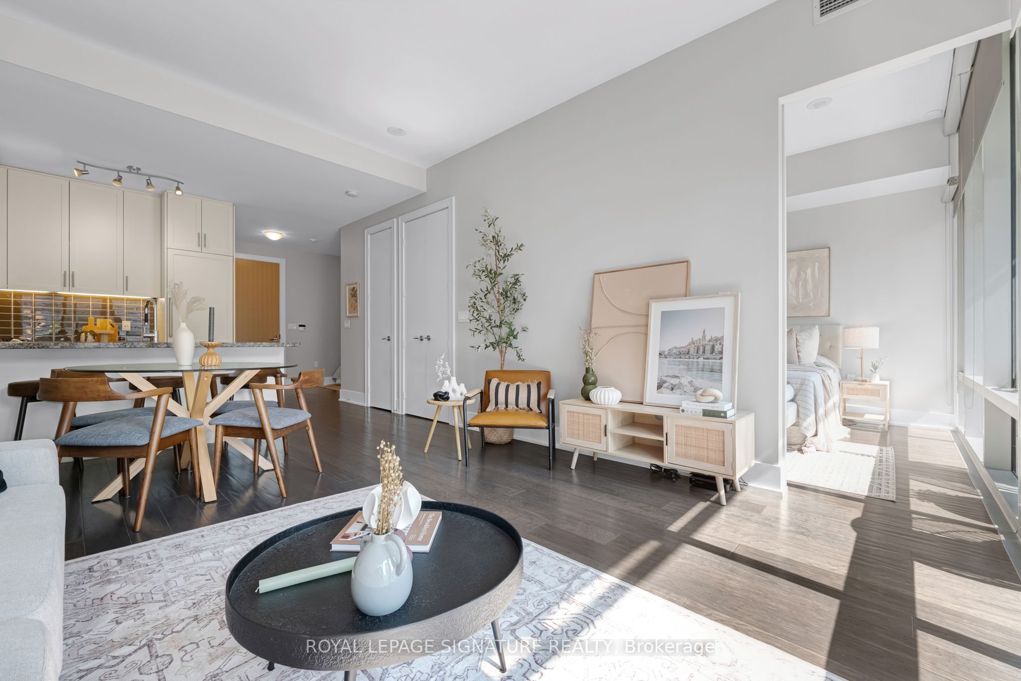 39 Queens Quay E 337 Property Photo 7