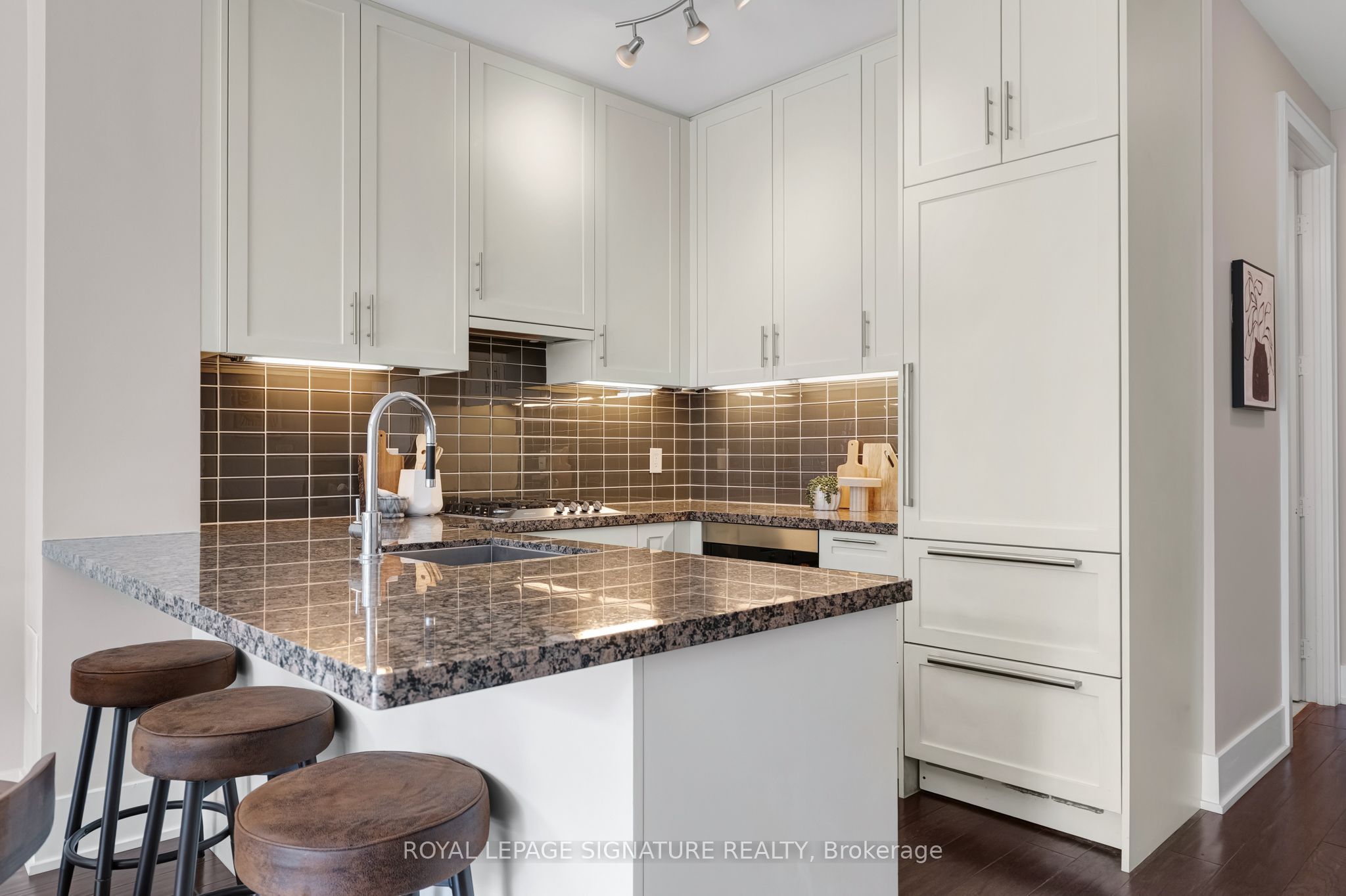 39 Queens Quay E 337 Property Photo 10