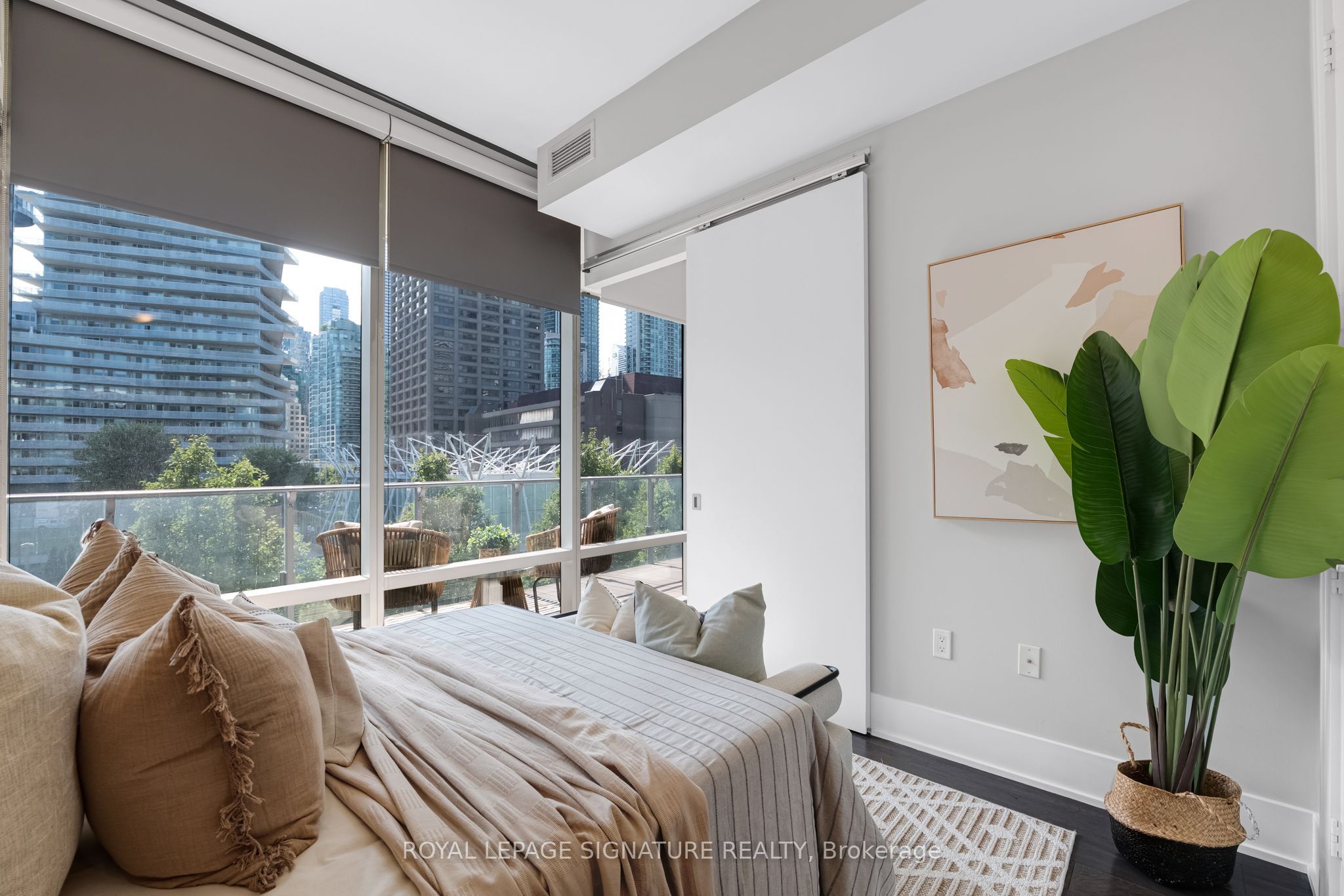 39 Queens Quay E 337 Property Photo 17